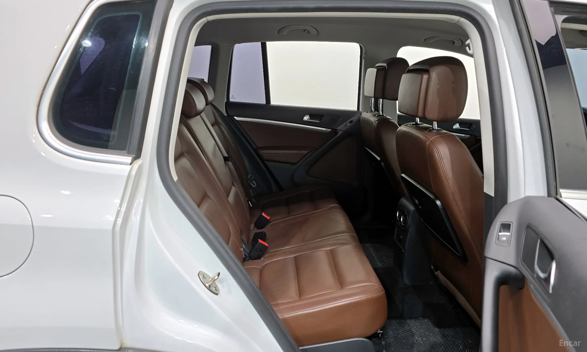 Volkswagen New Tiguan превью 12