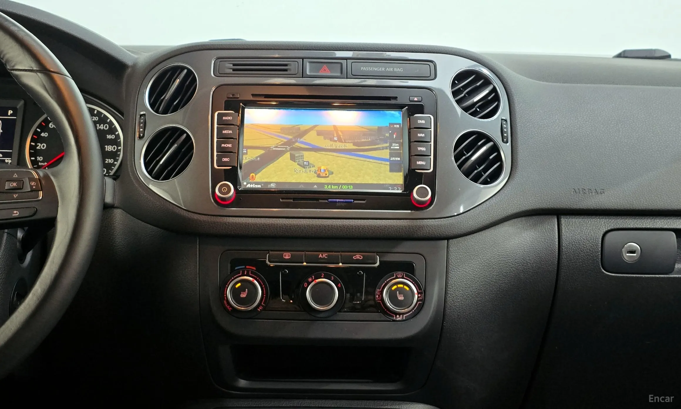 Volkswagen New Tiguan превью 14