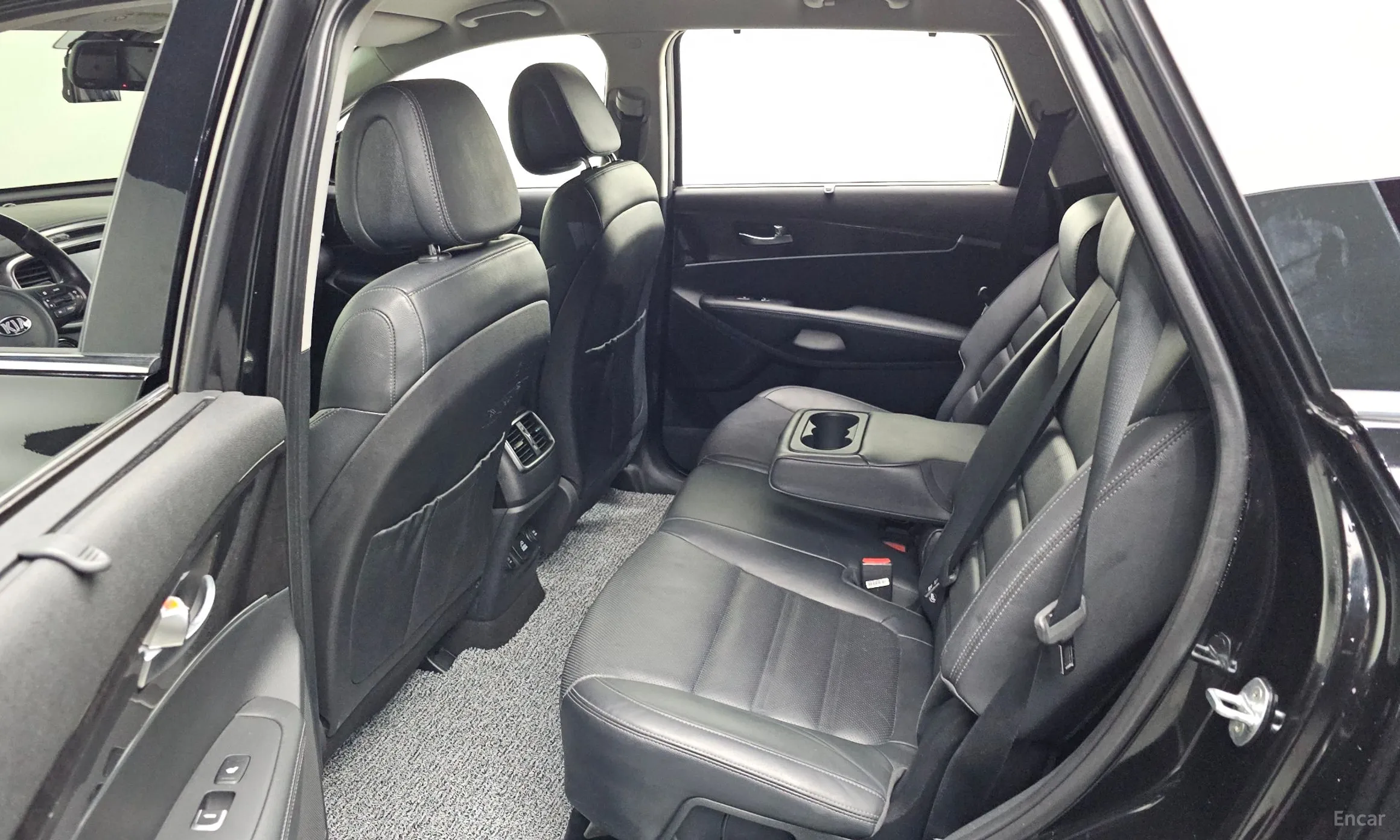 Kia Sorento превью 11