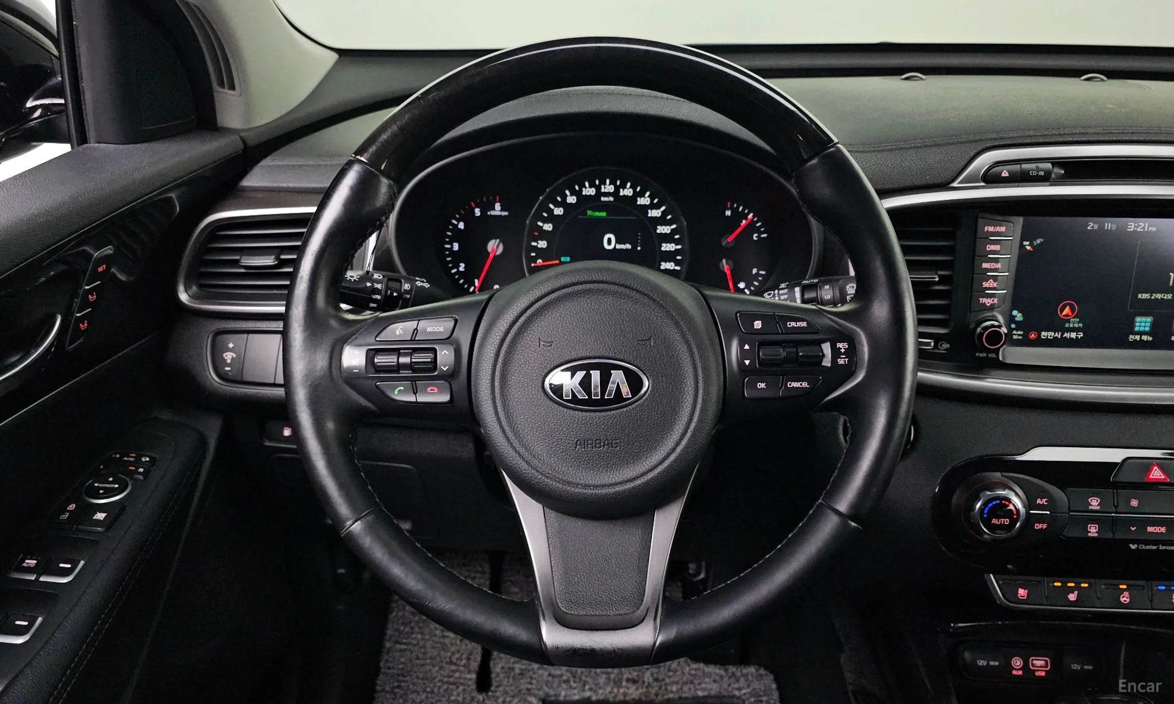 Kia Sorento превью 14
