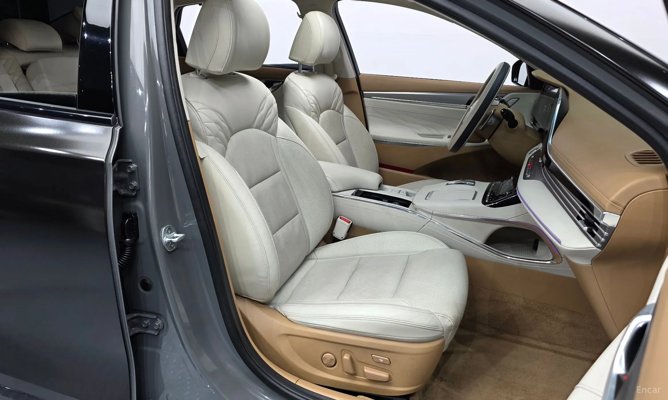 Hyundai Grandeur IG превью 10