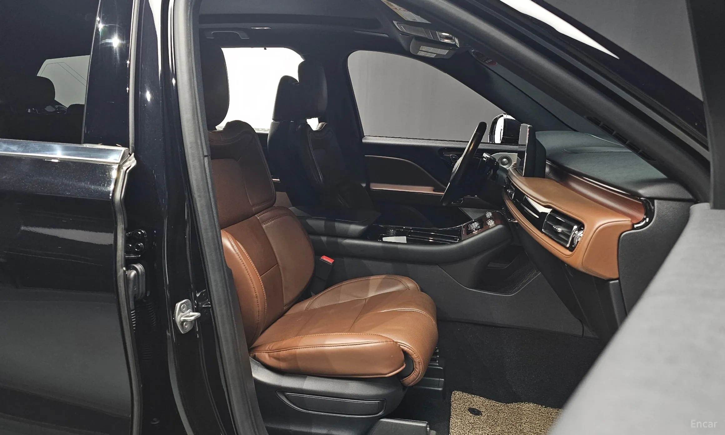 Lincoln Aviator 2nd Generation превью 10