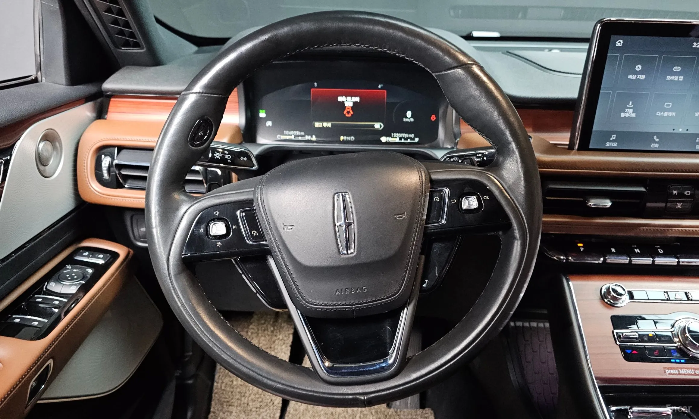 Lincoln Aviator 2nd Generation превью 13