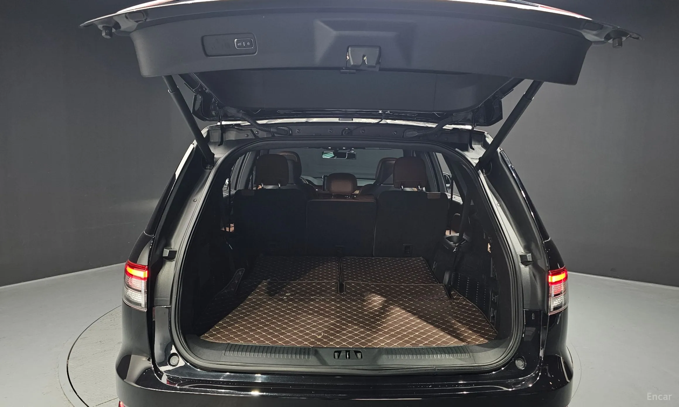 Lincoln Aviator 2nd Generation превью 20
