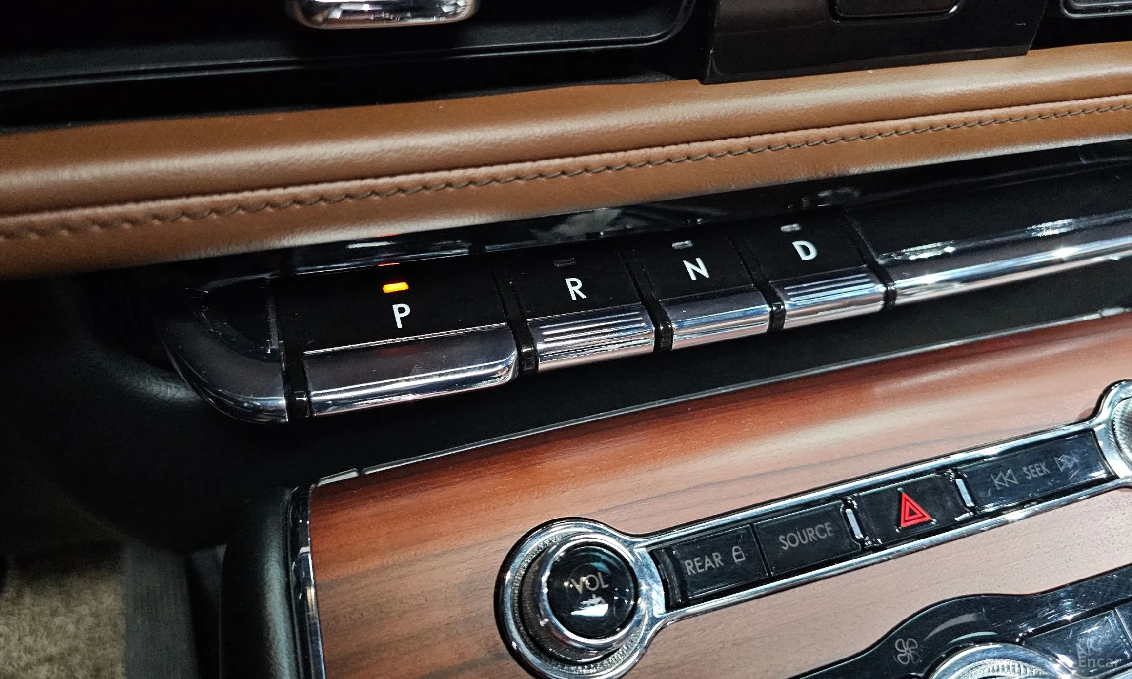 Lincoln Aviator 2nd Generation превью 9