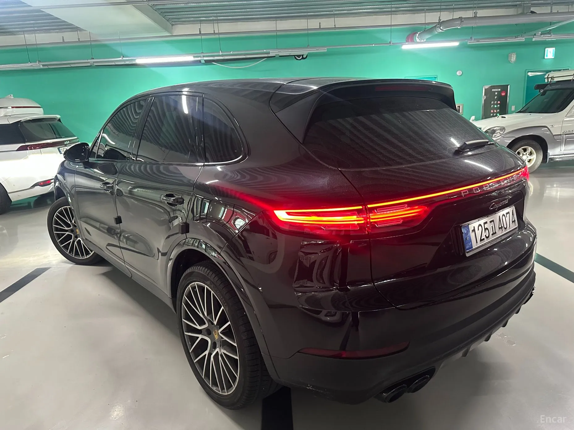 Porsche Cayenne (PO536) превью 3