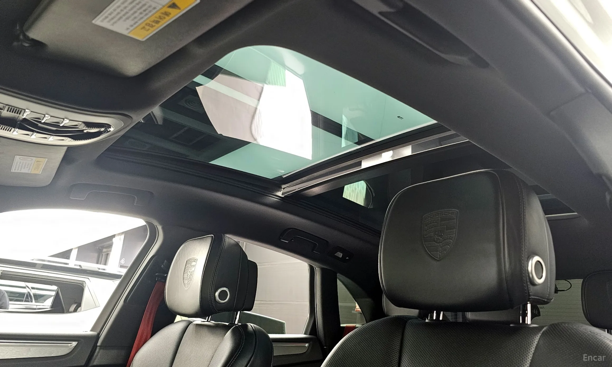Porsche Macan превью 18