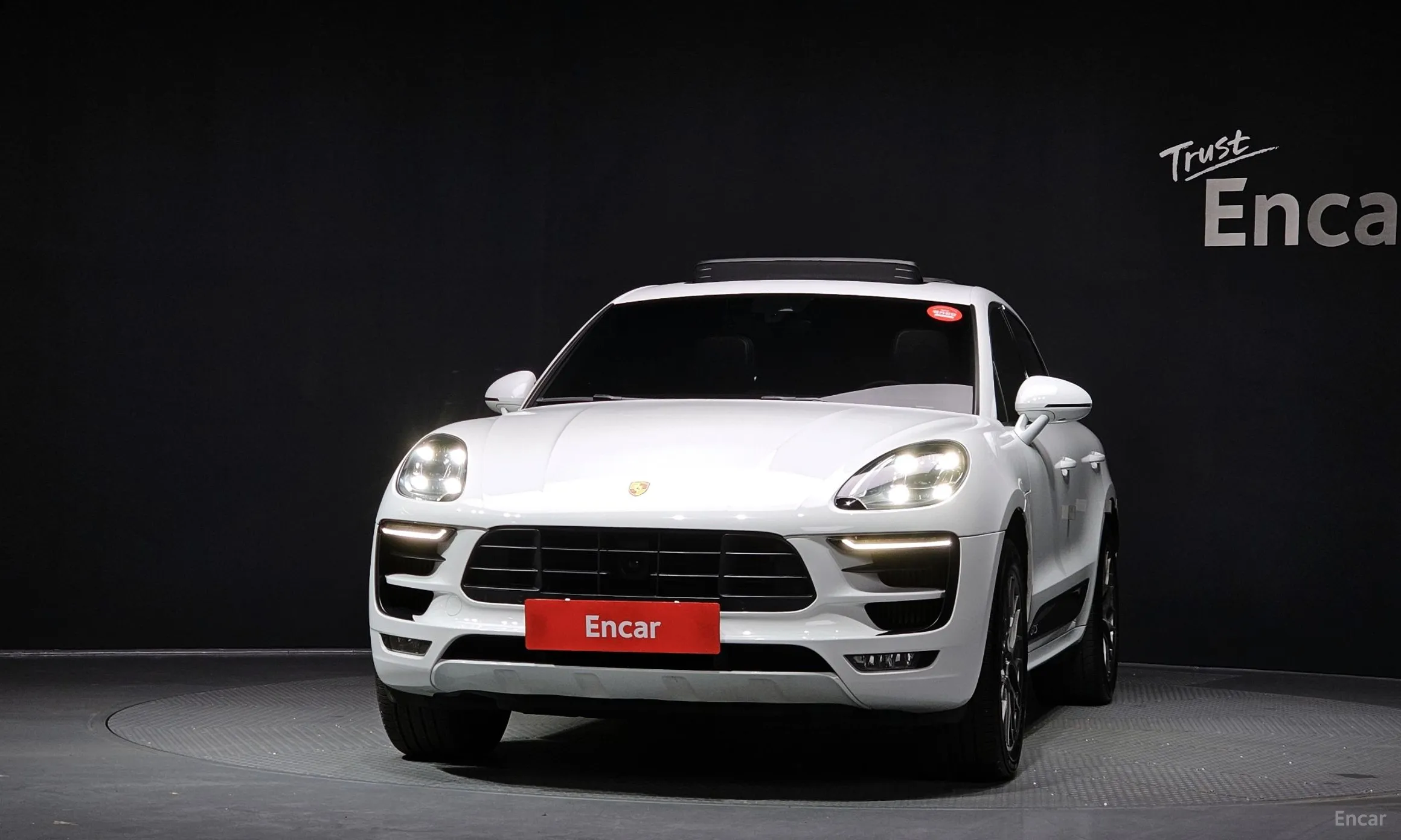 Porsche Macan превью 3