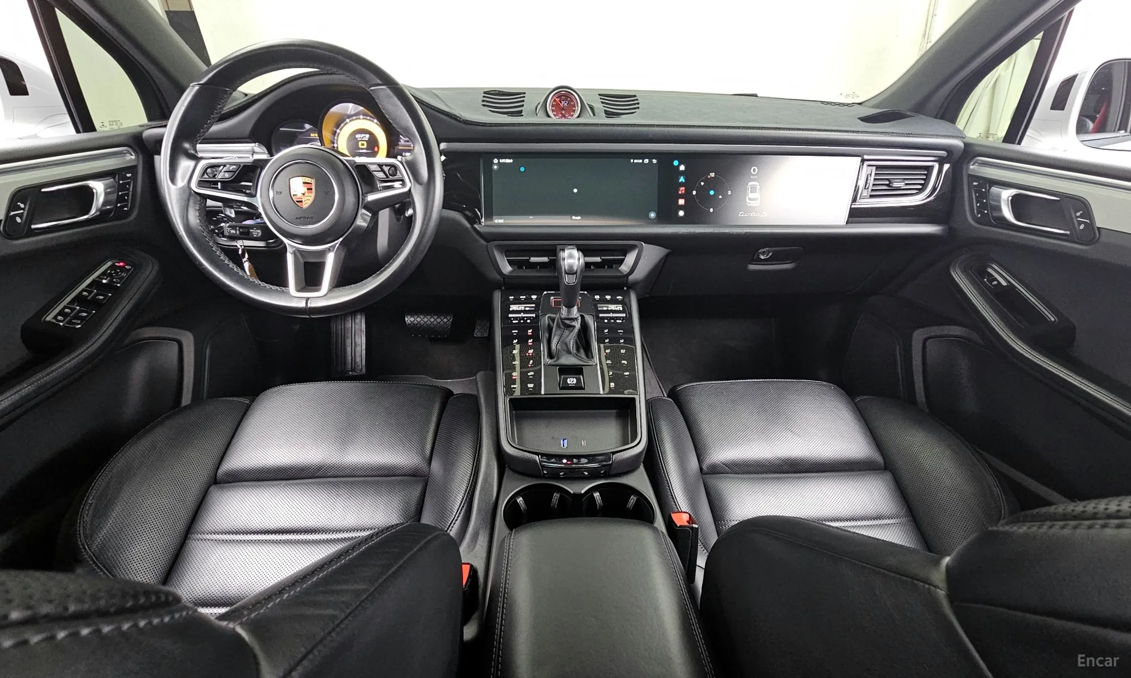 Porsche Macan превью 7