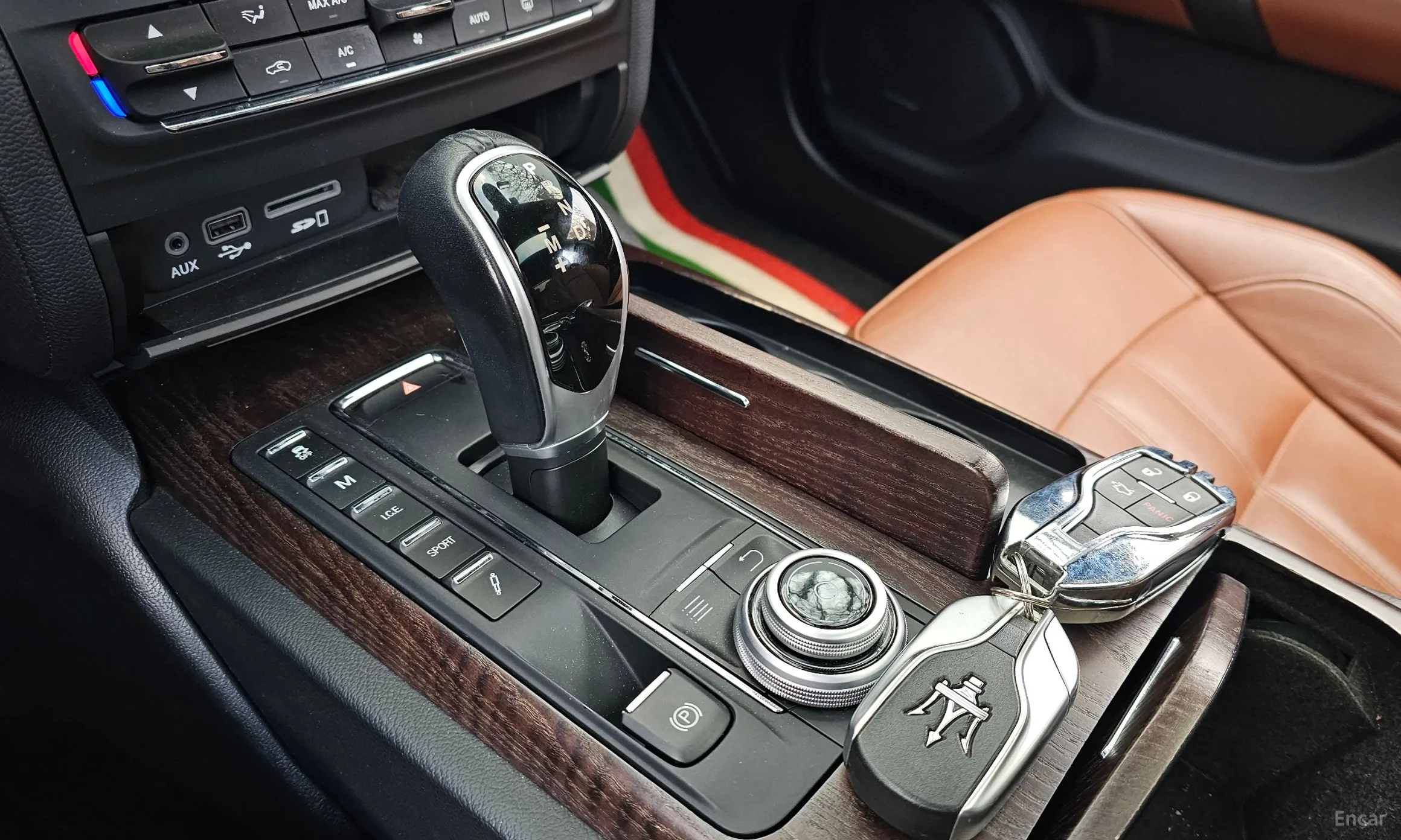 Maserati Ghibli превью 13