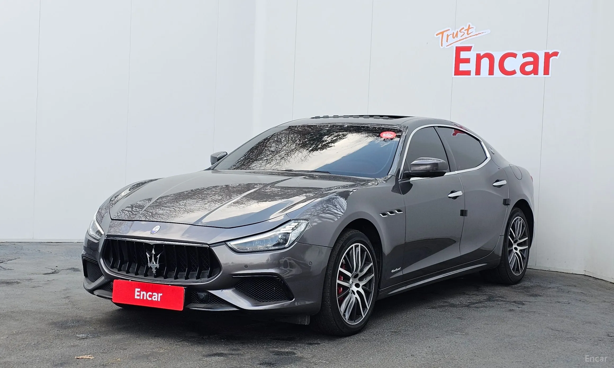 Maserati Ghibli превью 2