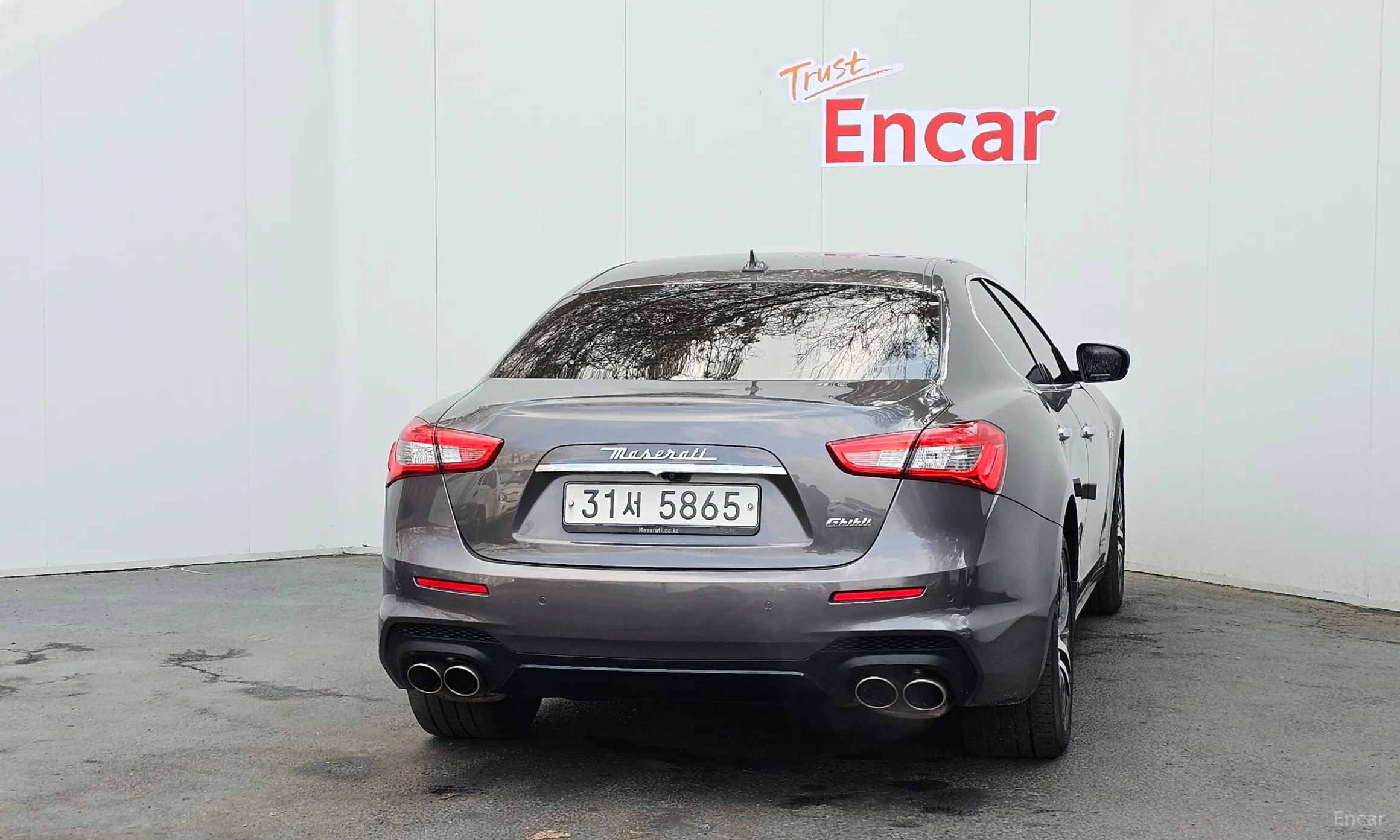Maserati Ghibli превью 4