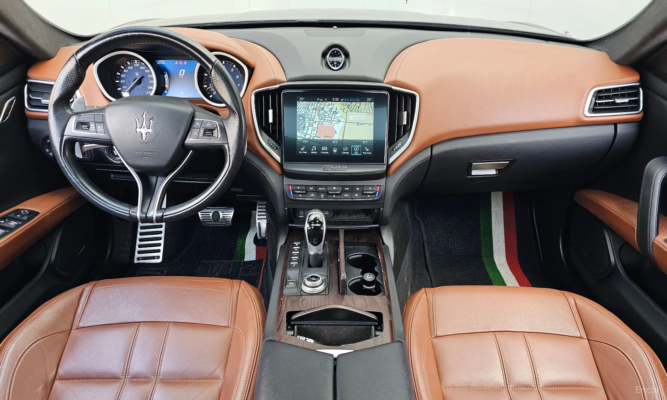 Maserati Ghibli превью 7