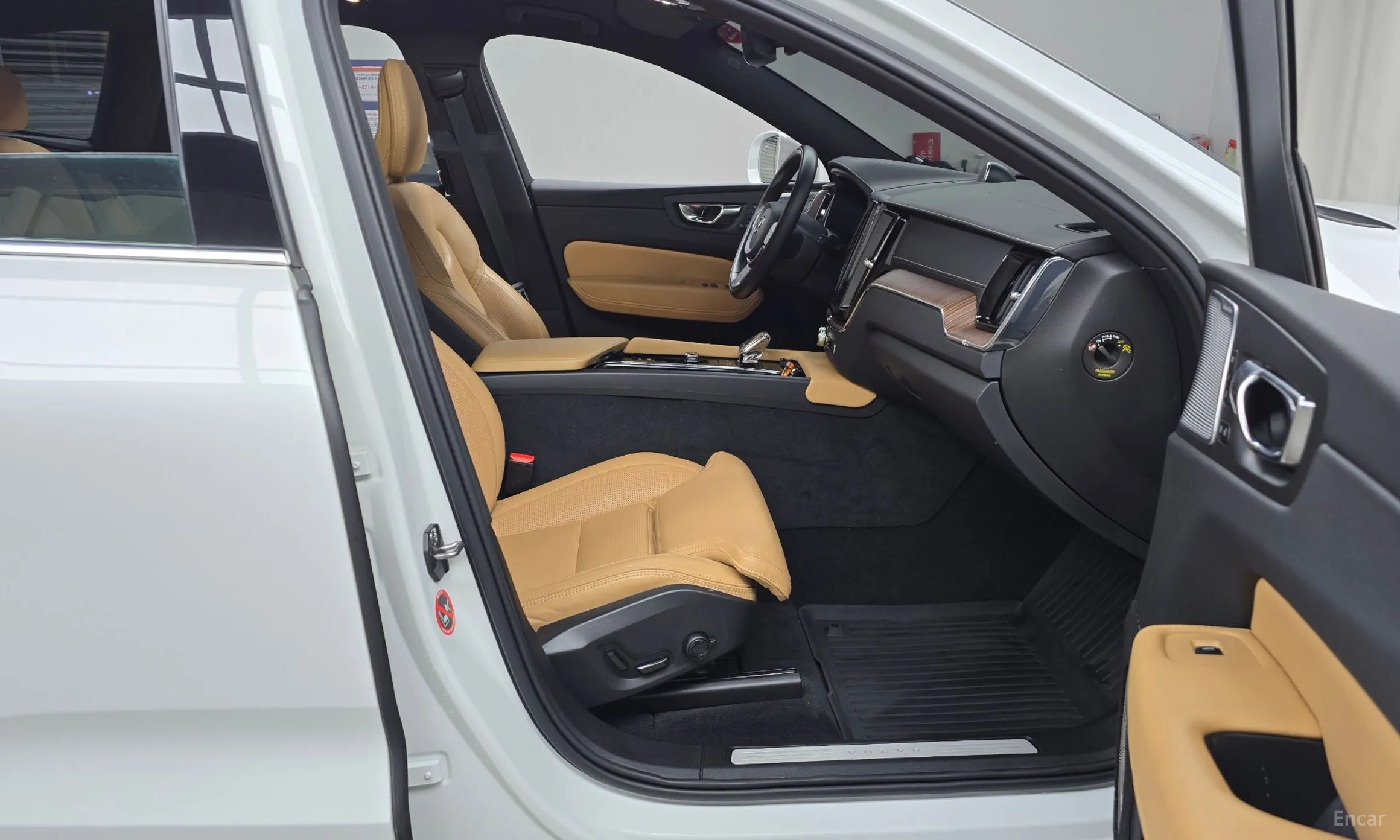 Volvo XC60 Gen 2 превью 11