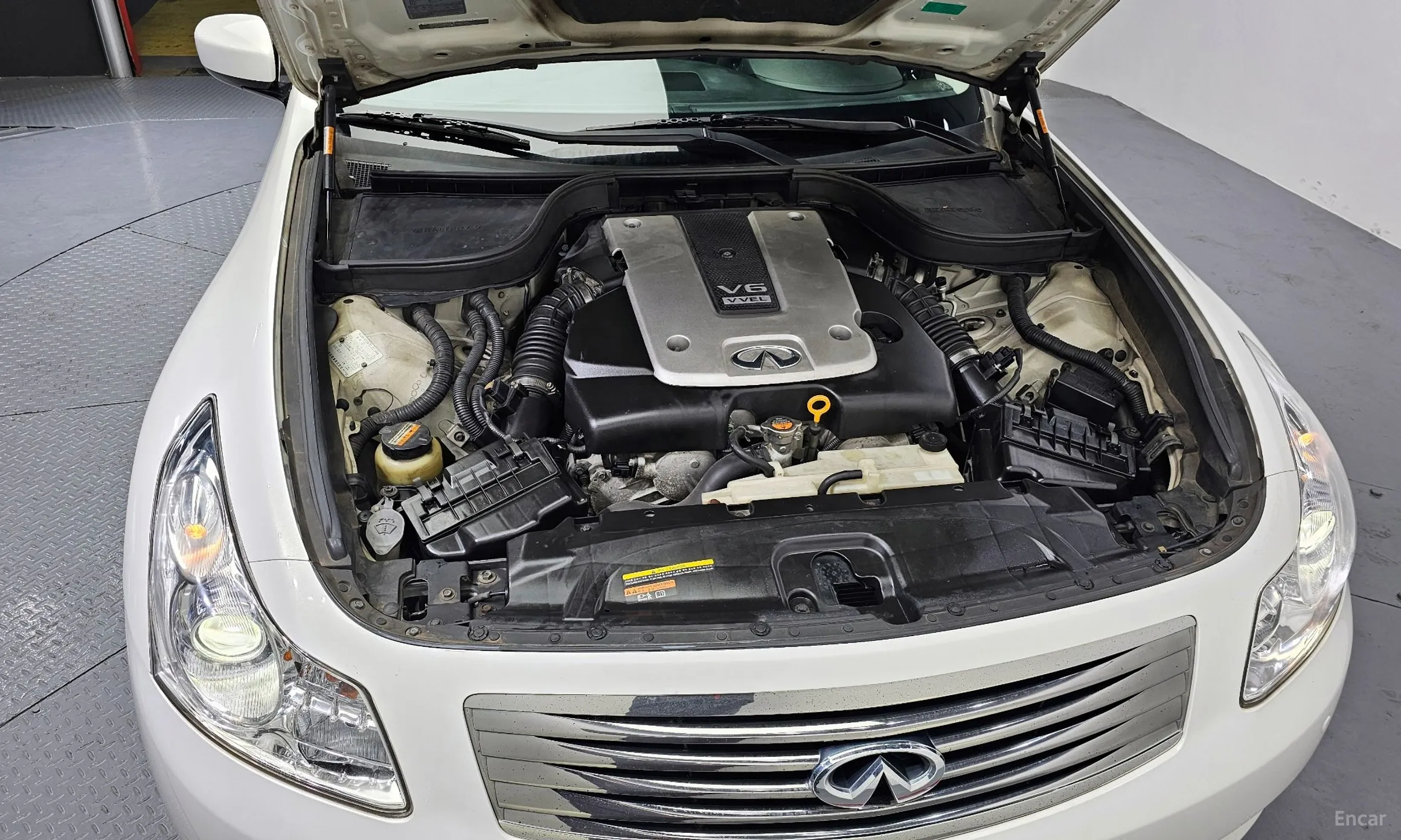 Infiniti G37 превью 6