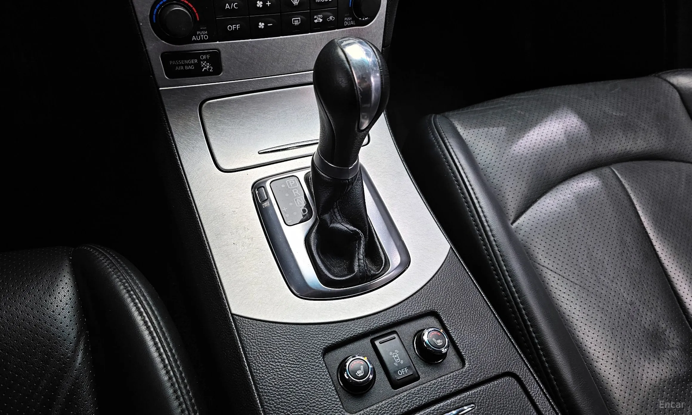Infiniti G37 превью 9