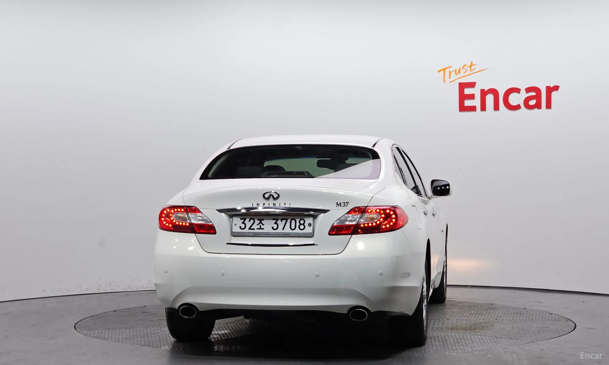 Infiniti M37 превью 4