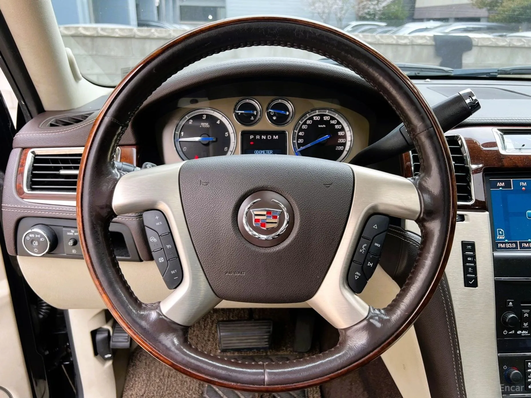Cadillac Escalade превью 9