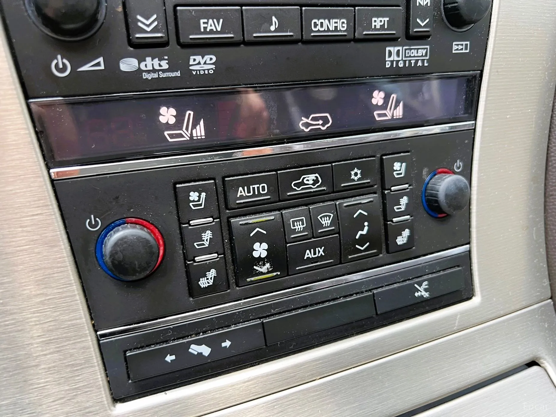 Cadillac Escalade превью 13