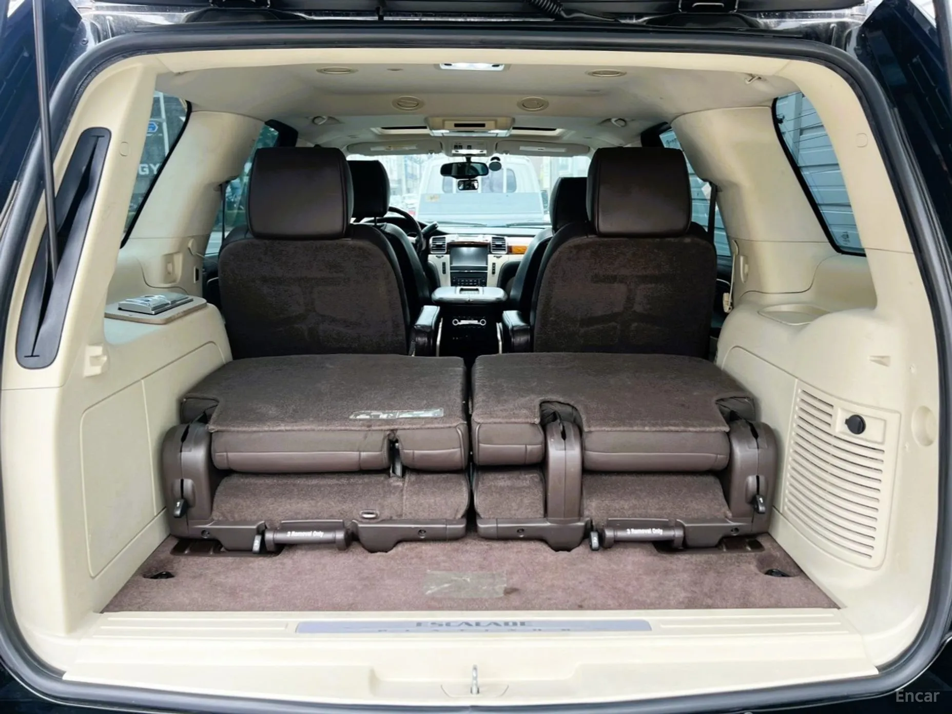 Cadillac Escalade превью 15