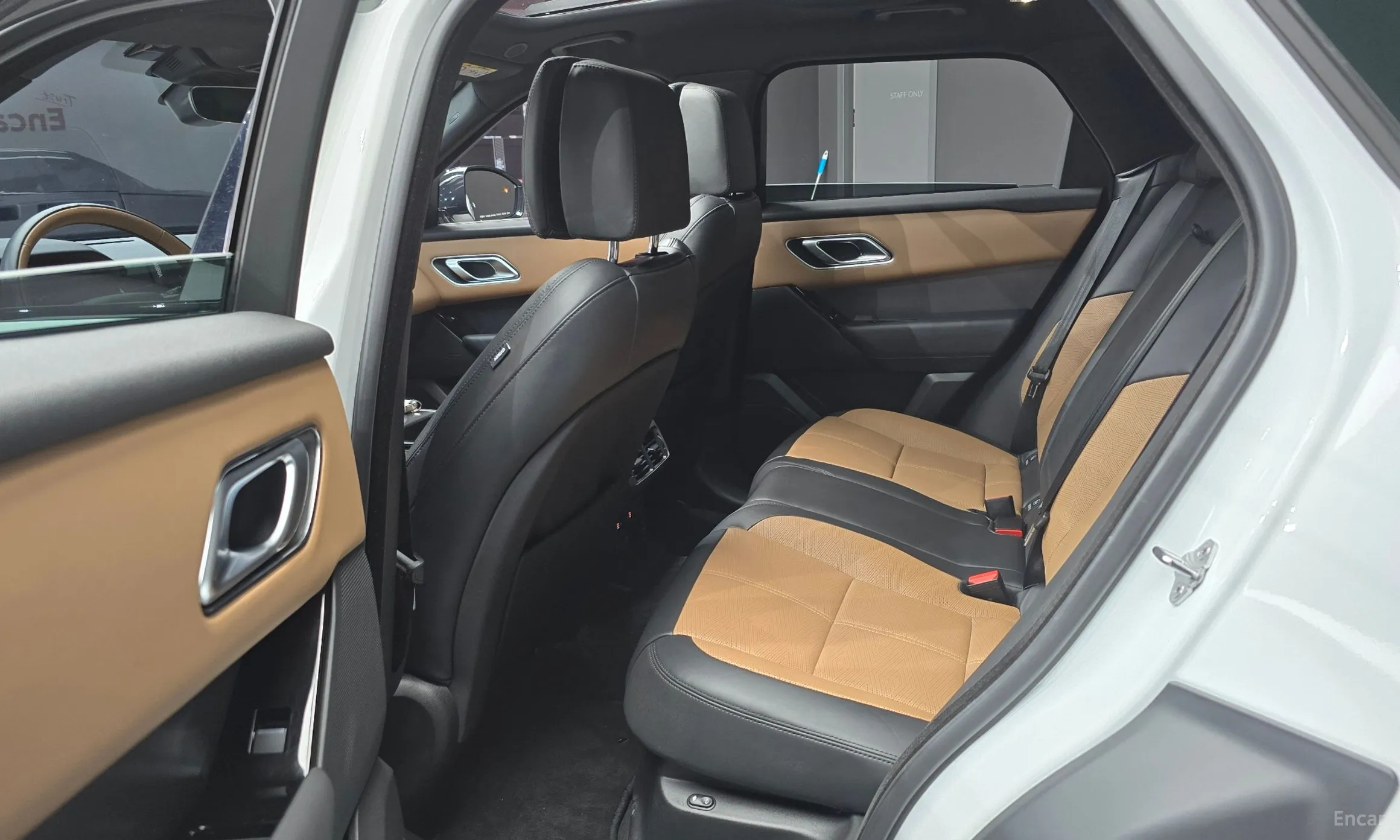 Land Rover Range Rover Bella превью 12