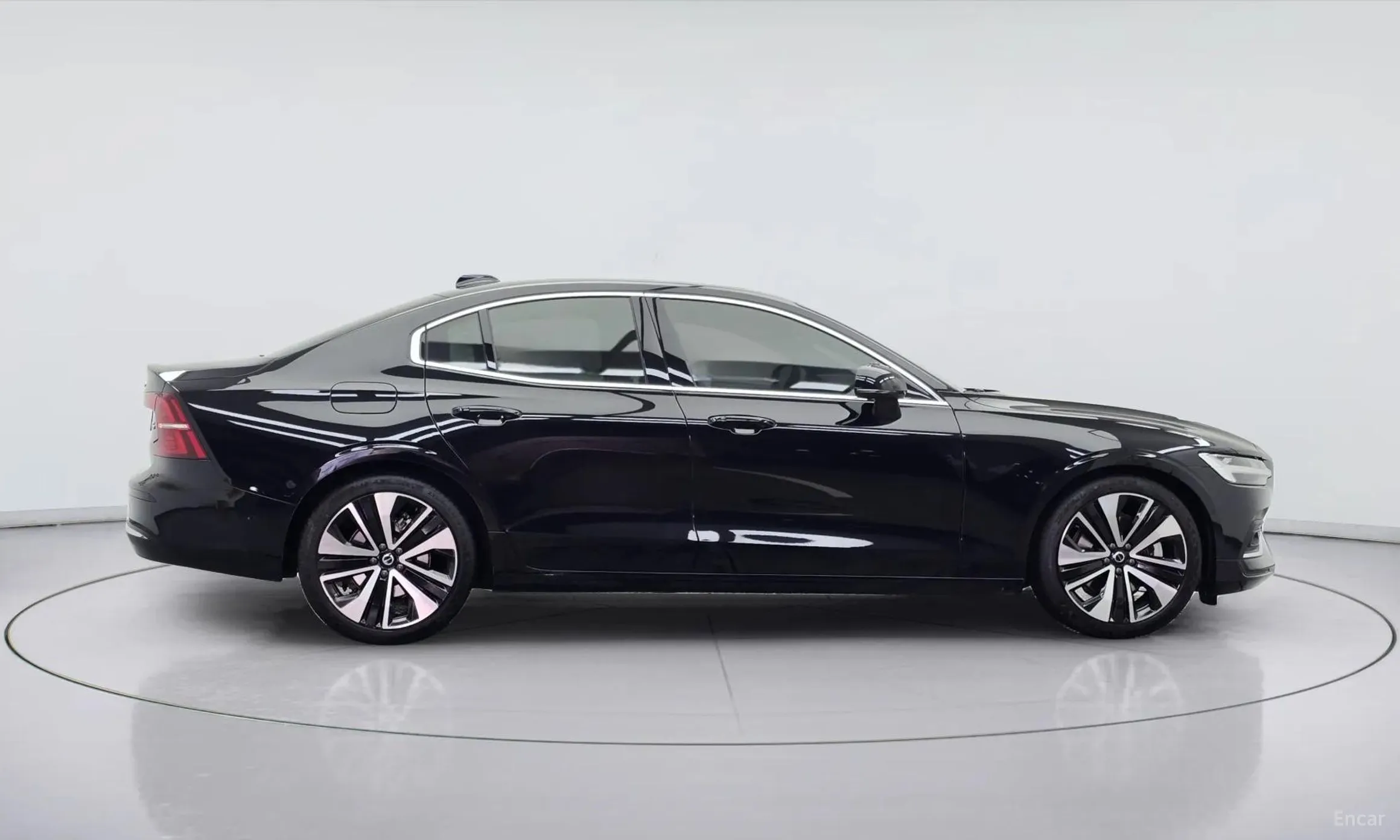 Volvo S60 3rd Generation превью 3