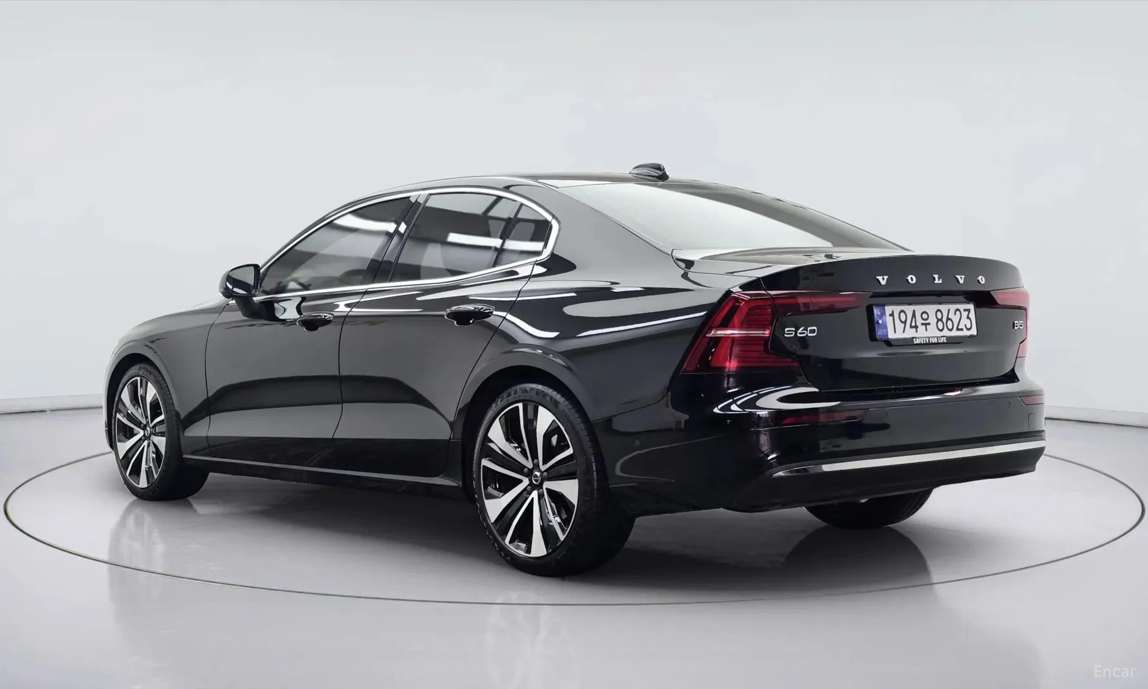 Volvo S60 3rd Generation превью 4