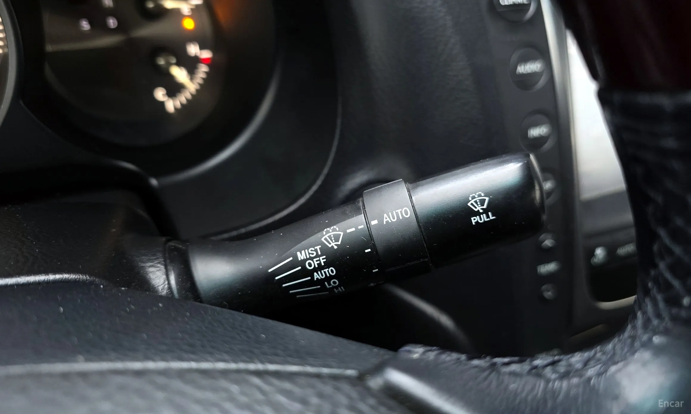 Lexus GS460 превью 16