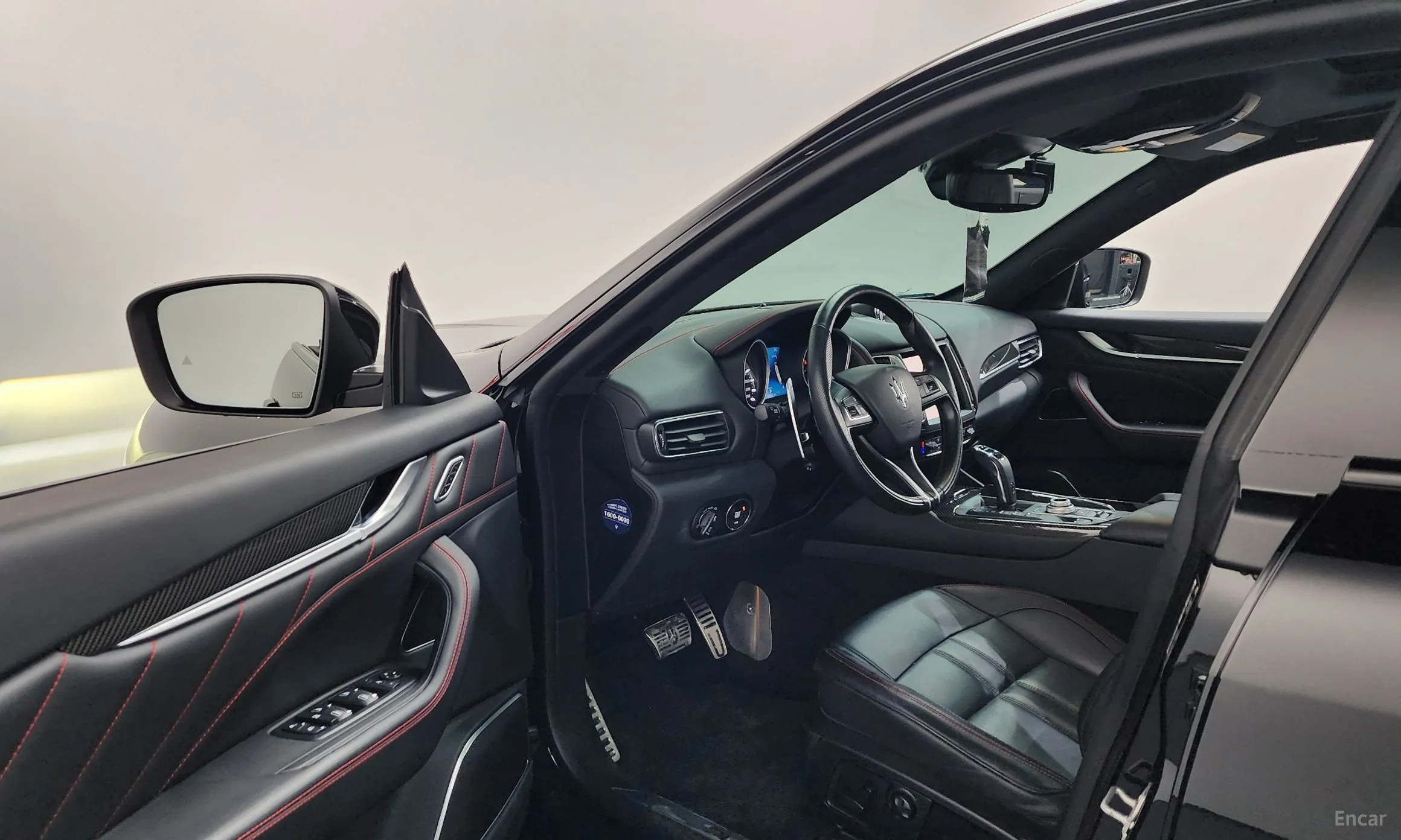 Maserati Levante превью 10