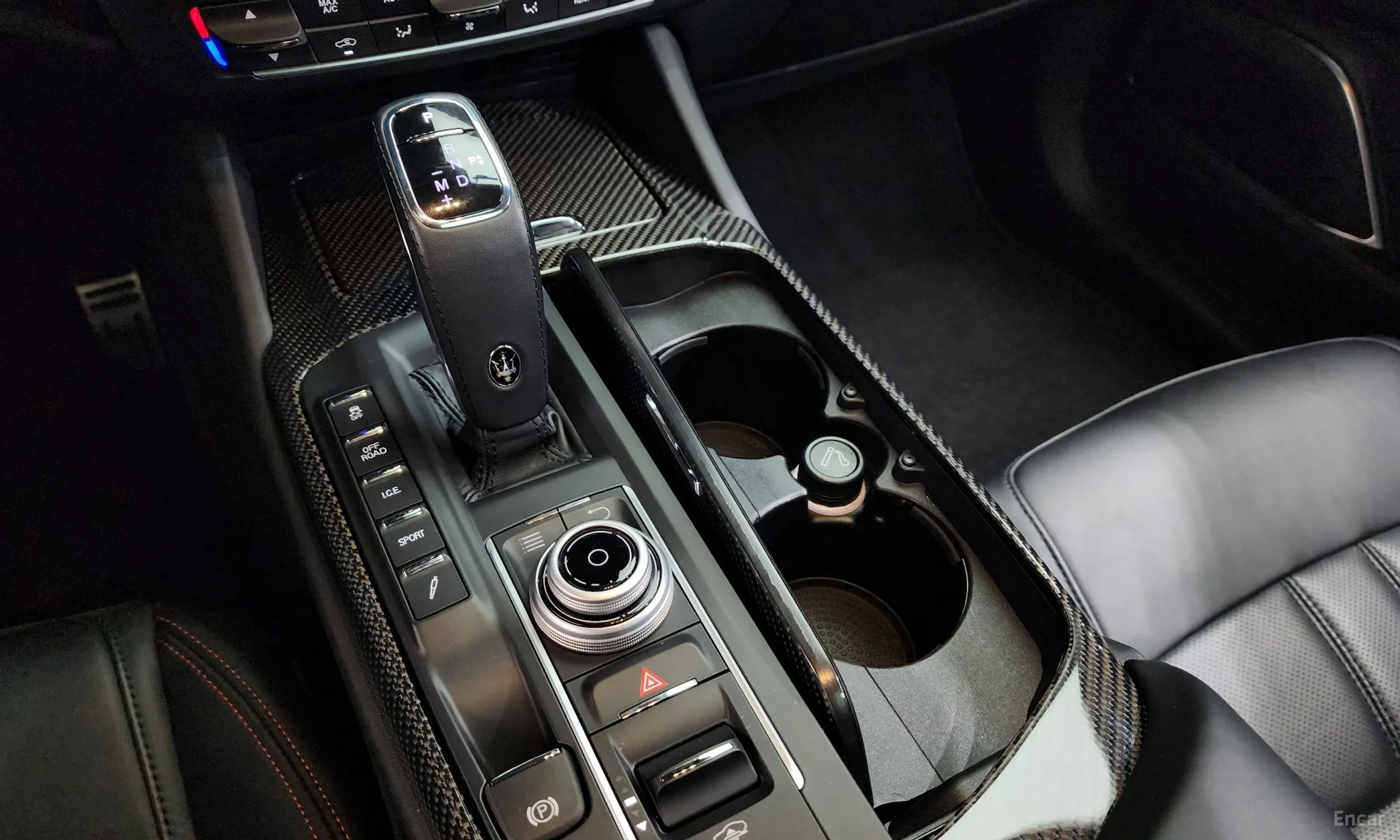 Maserati Levante превью 9