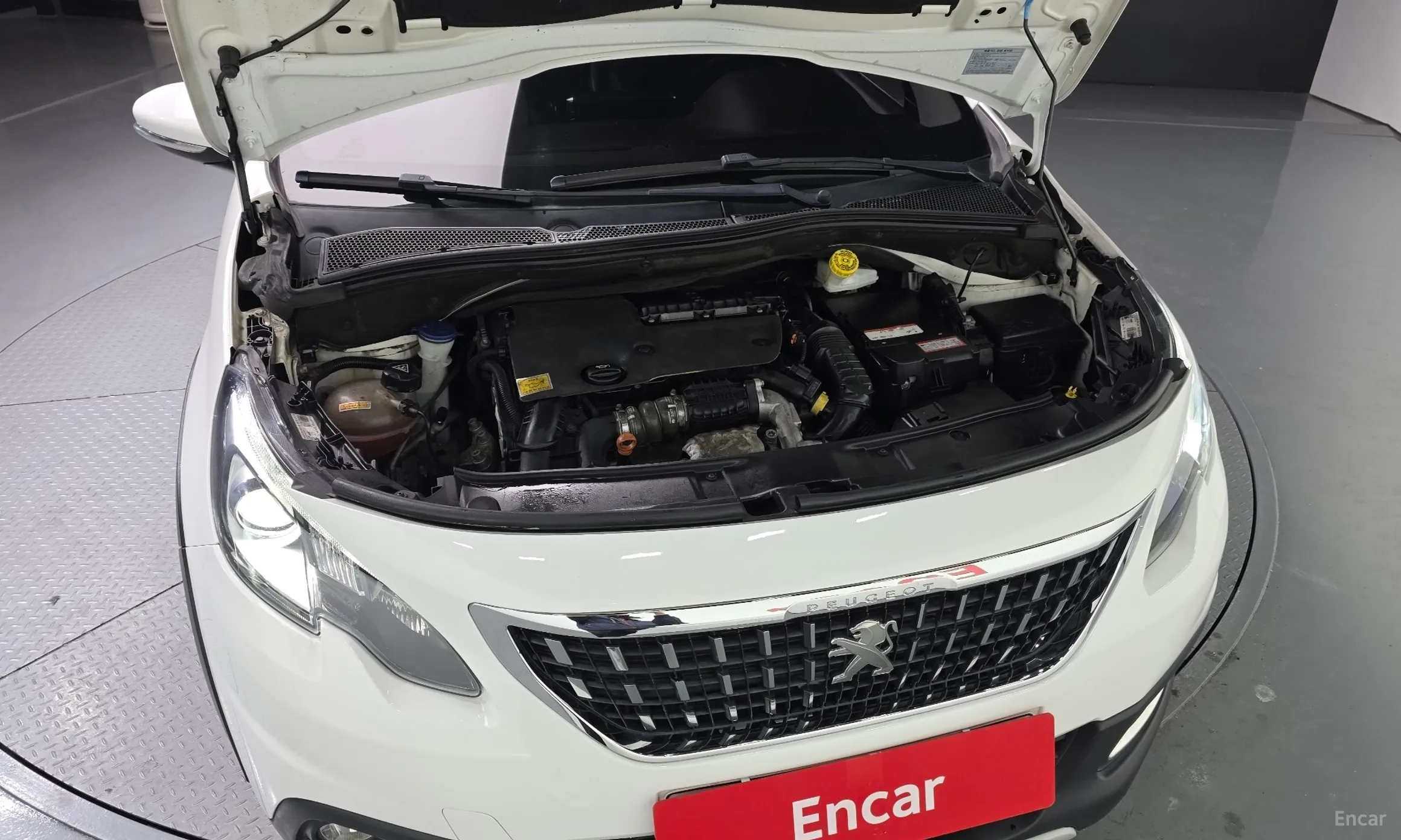 Peugeot 2008. превью 6