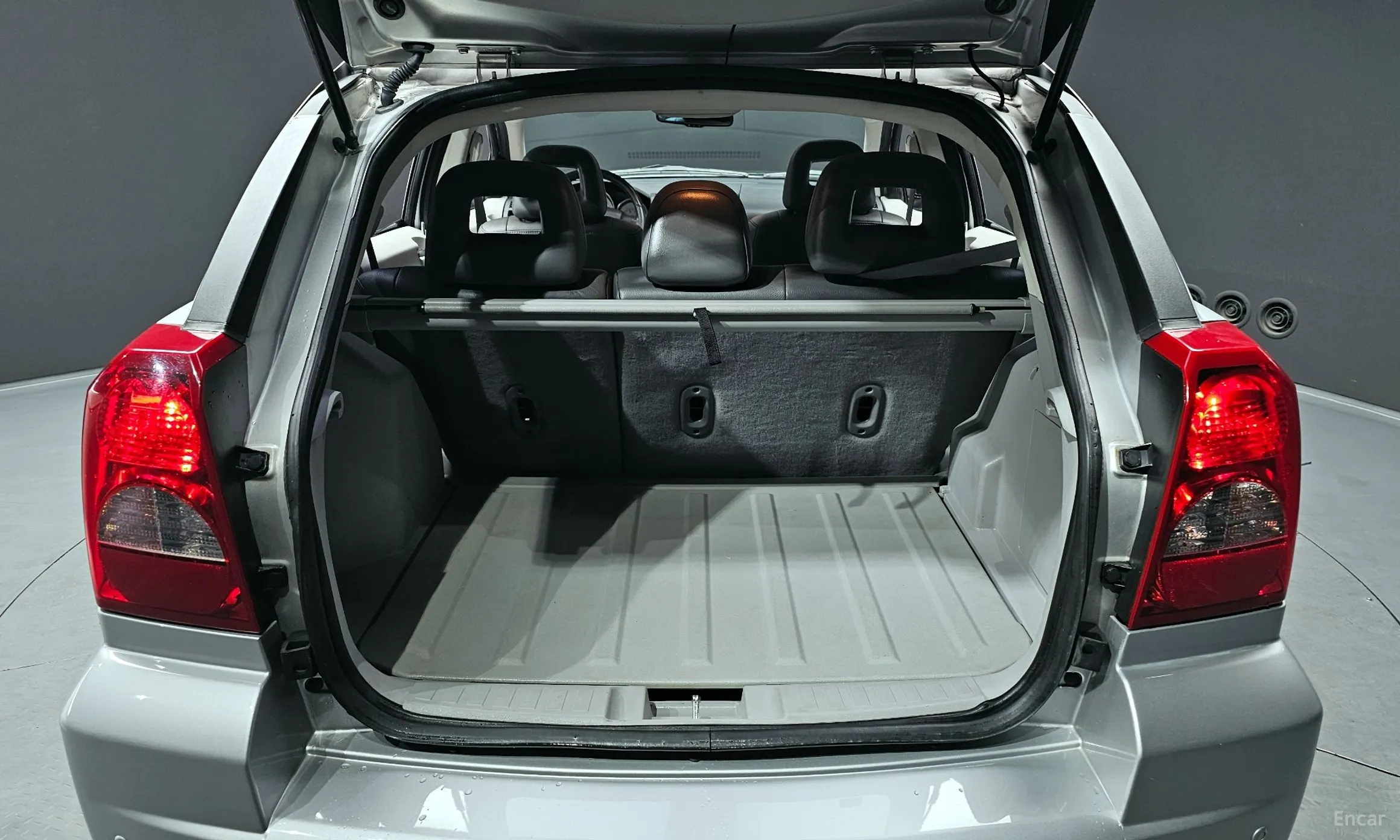 Dodge Caliber превью 20