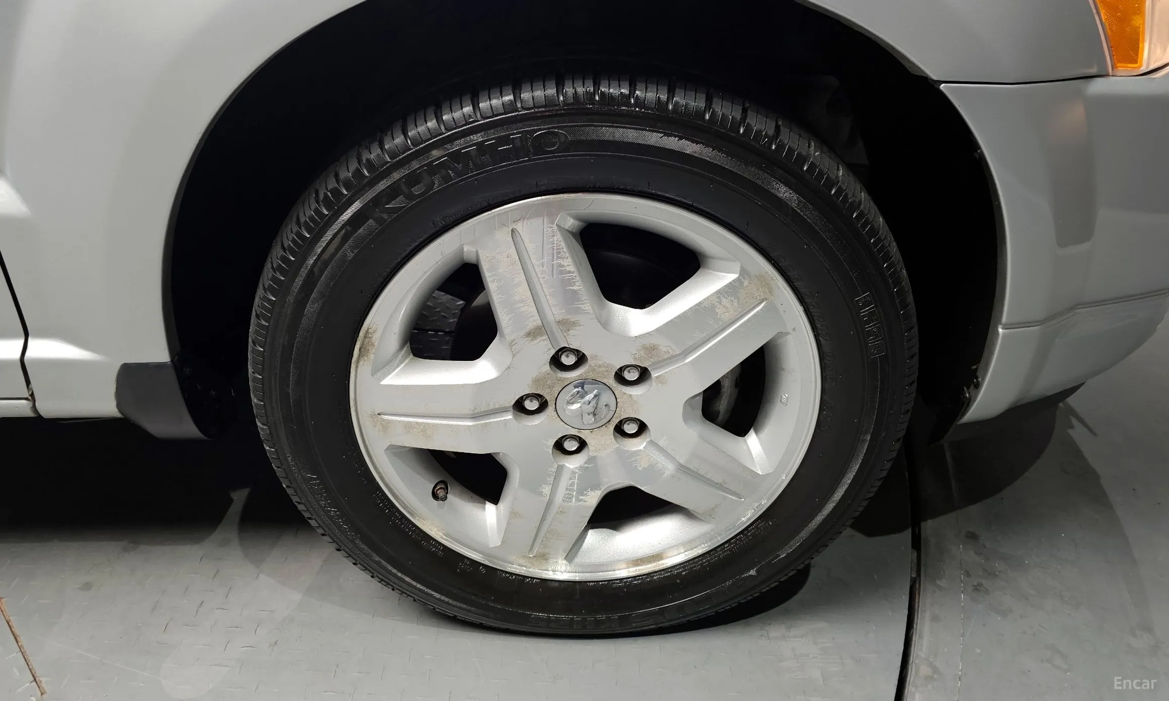Dodge Caliber превью 5