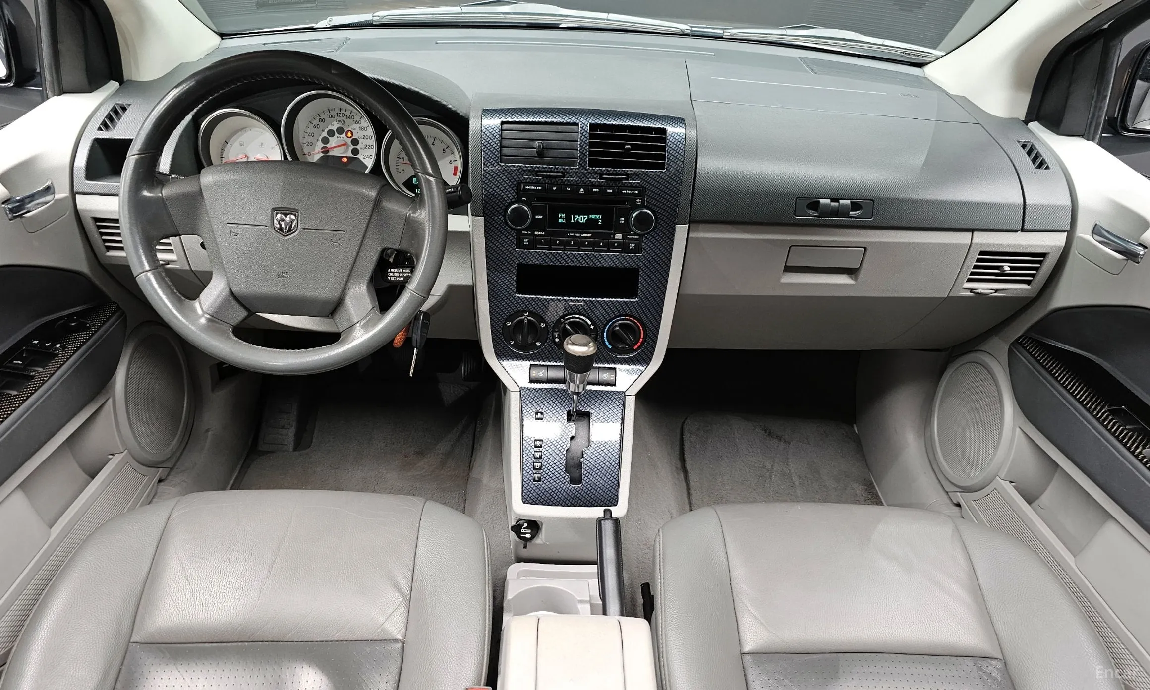 Dodge Caliber превью 7