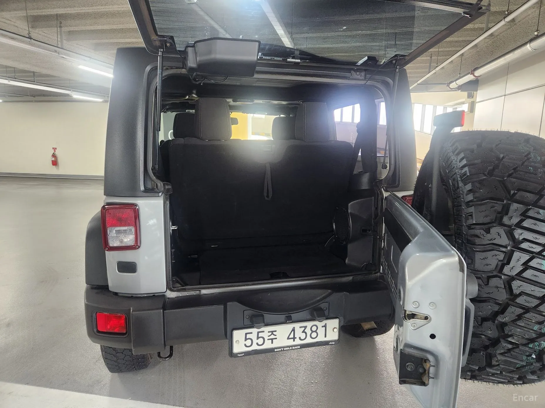 Jeep Wrangler (JK) превью 14