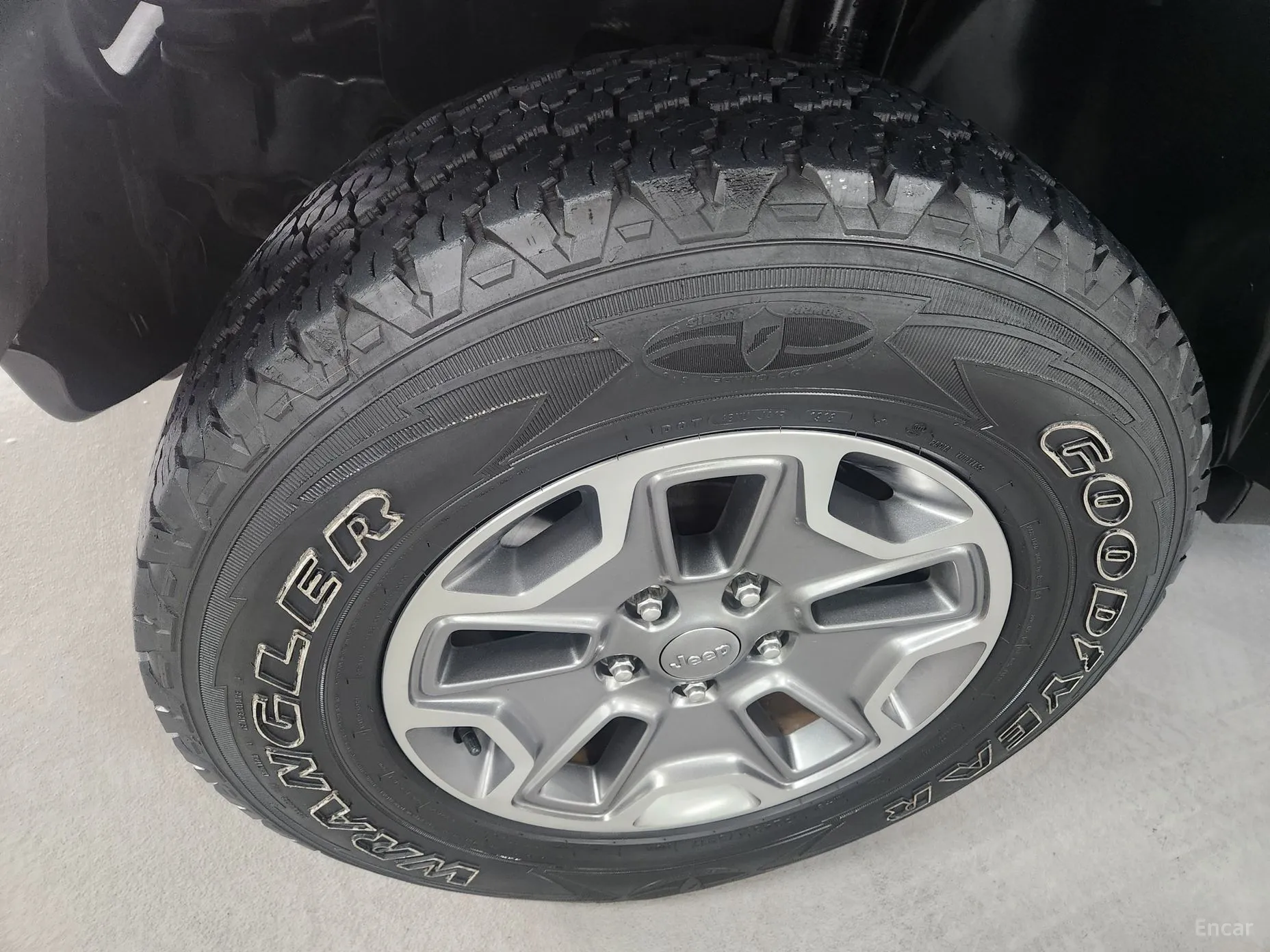 Jeep Wrangler (JK) превью 5
