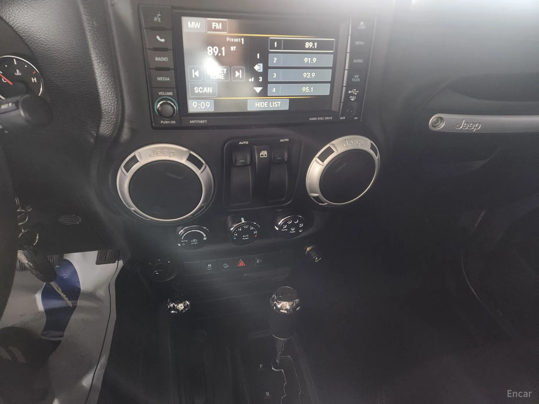 Jeep Wrangler (JK) превью 9