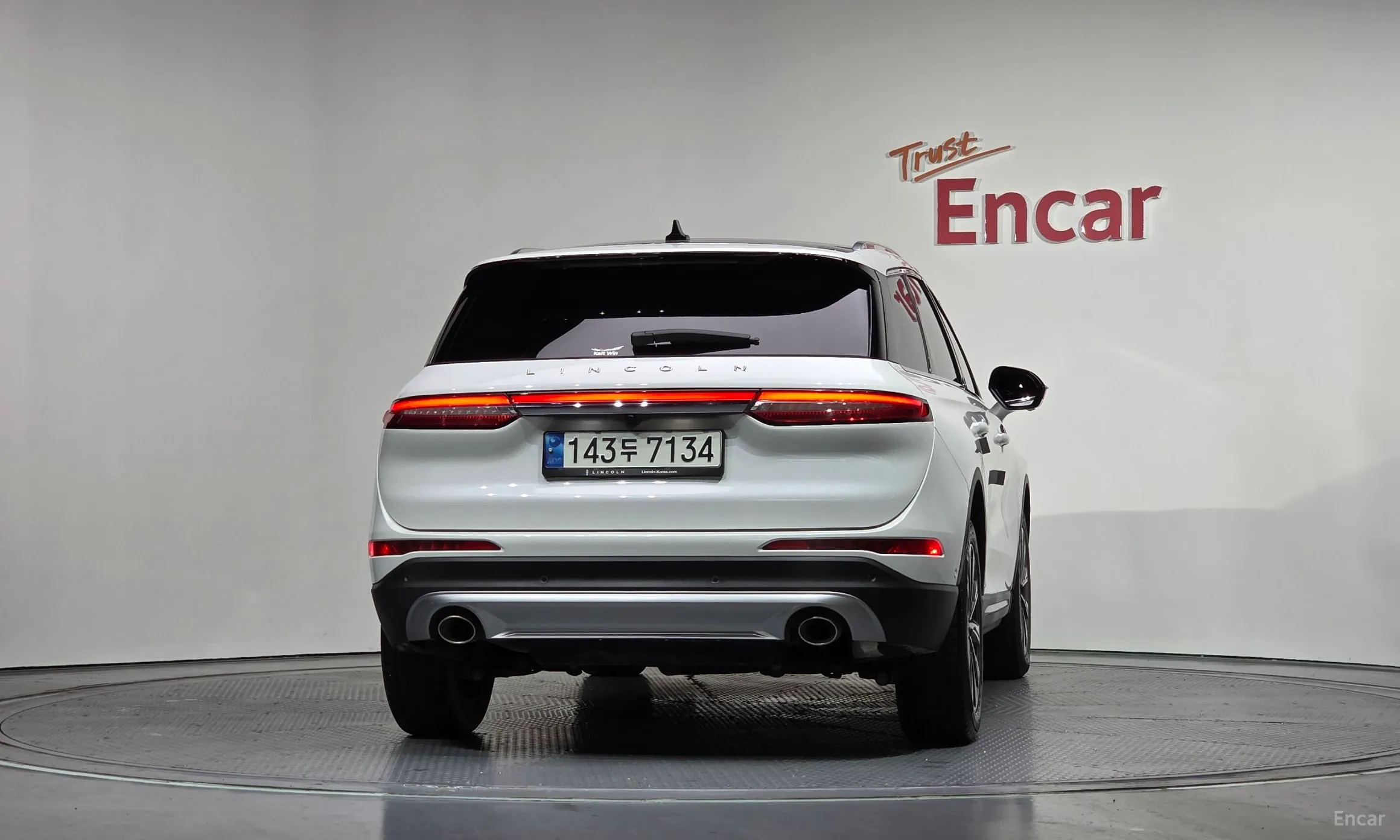 Lincoln Corsair превью 4