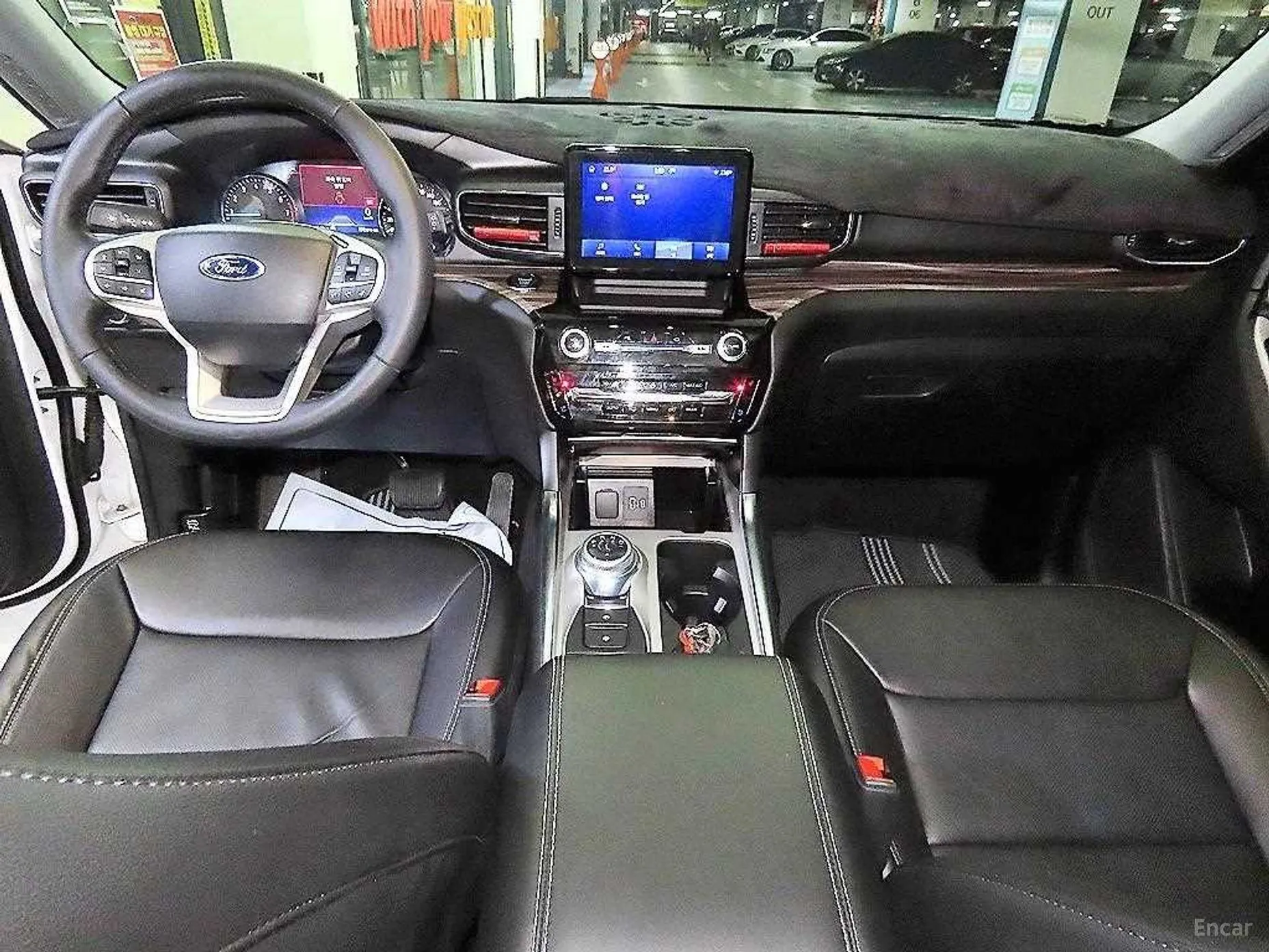 Ford Explorer 6th Generation превью 10