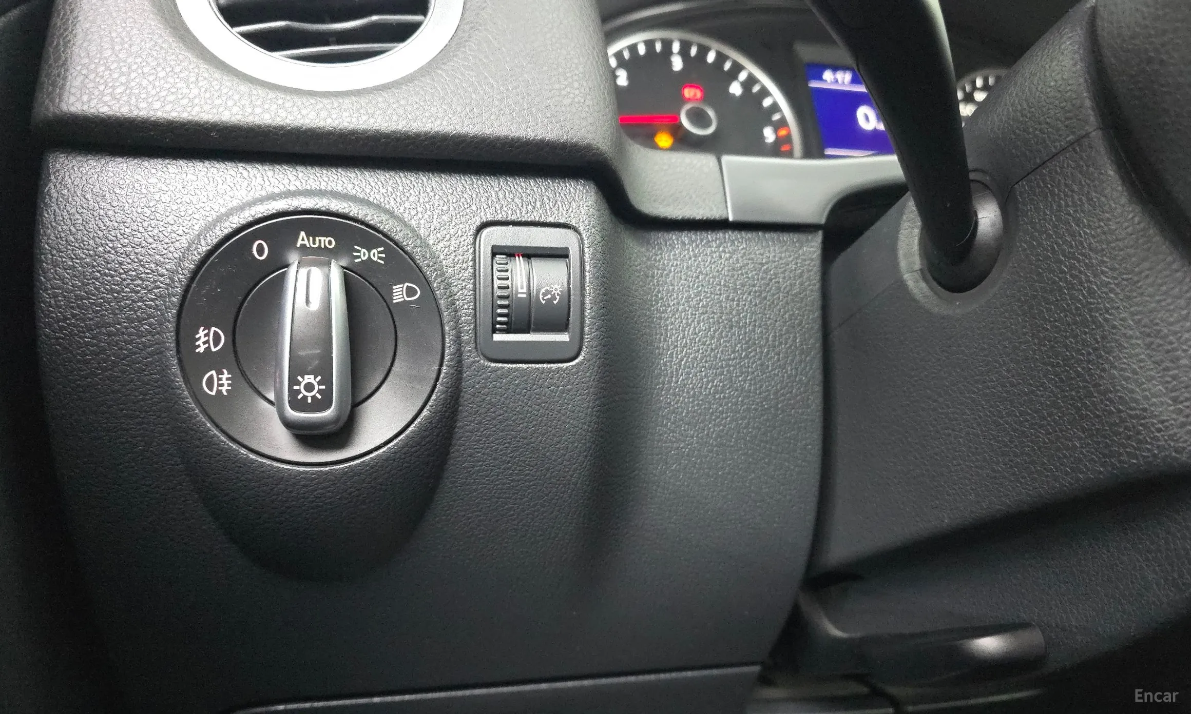 Volkswagen New Tiguan превью 16