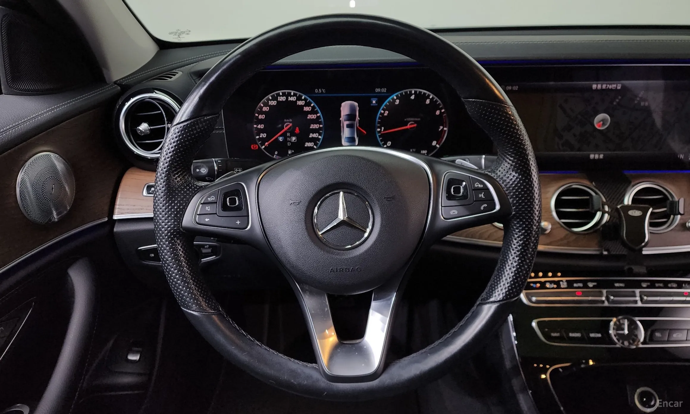 Mercedes Benz E-Class W213 превью 13