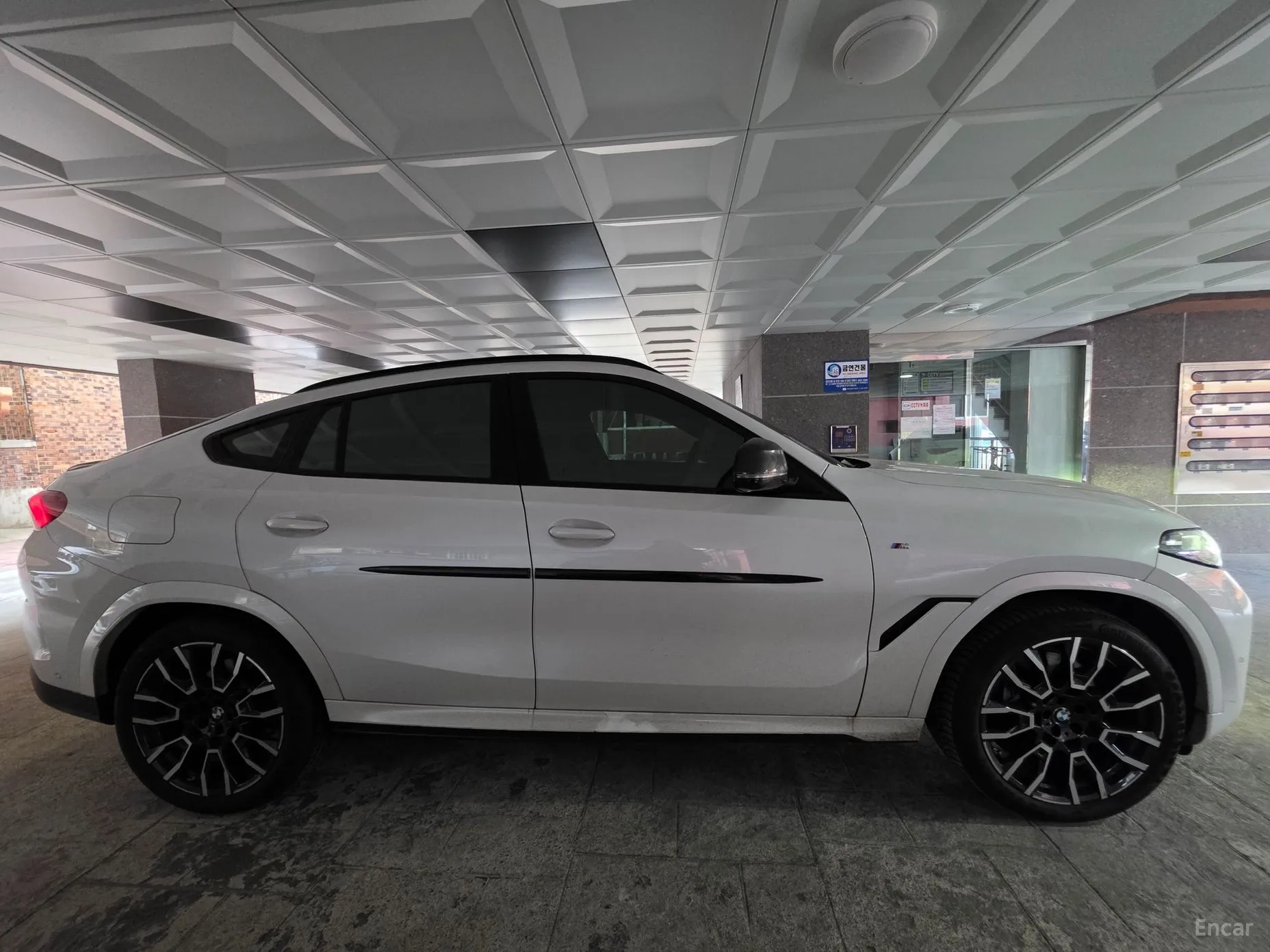 BMW X6 (G06) превью 5
