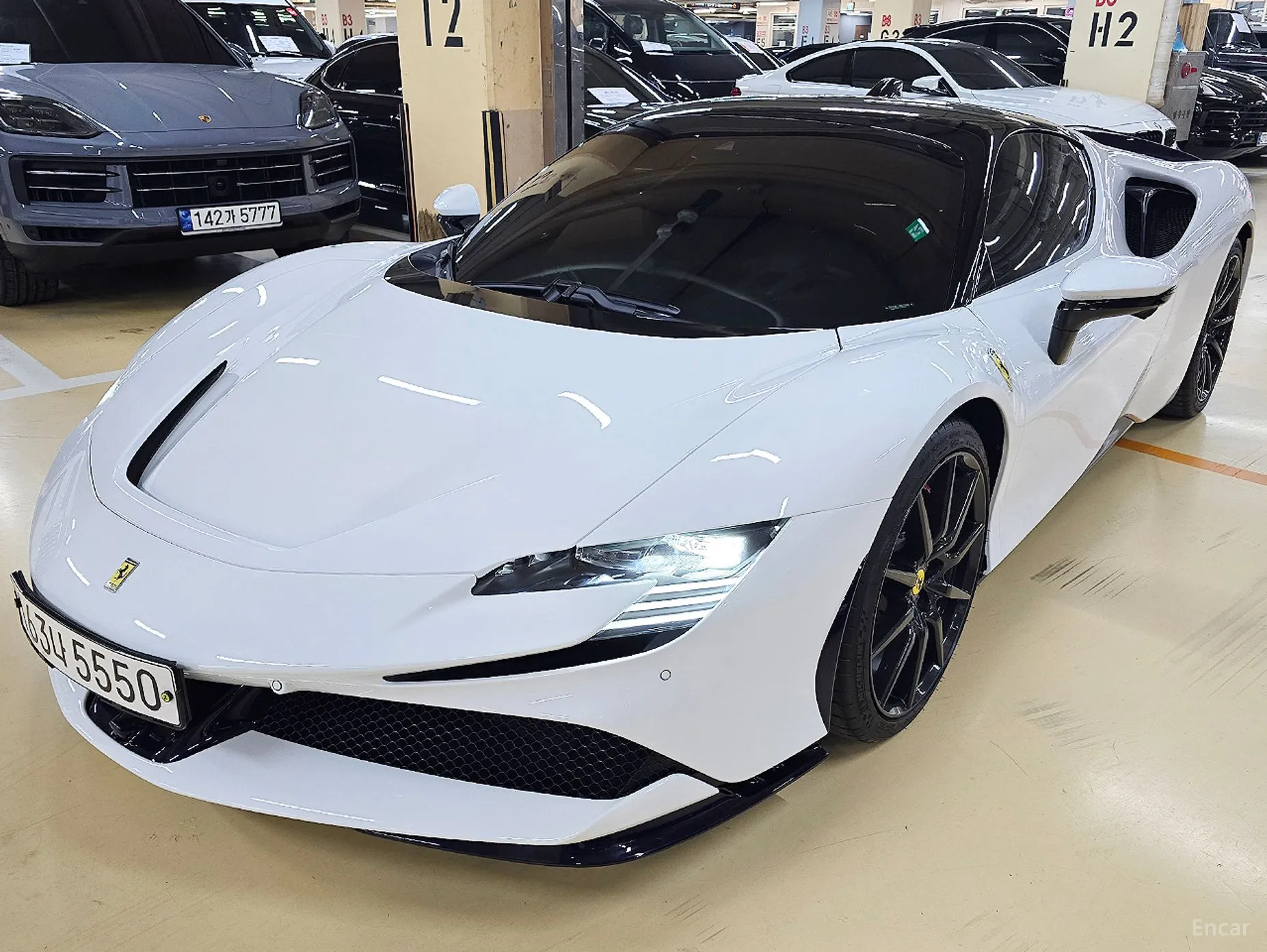 Ferrari SF90 Stradale