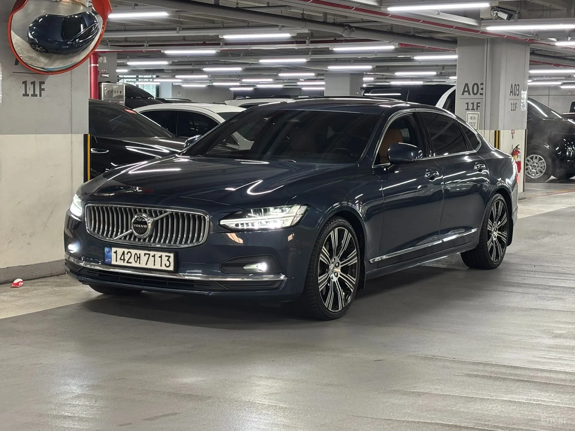 S90