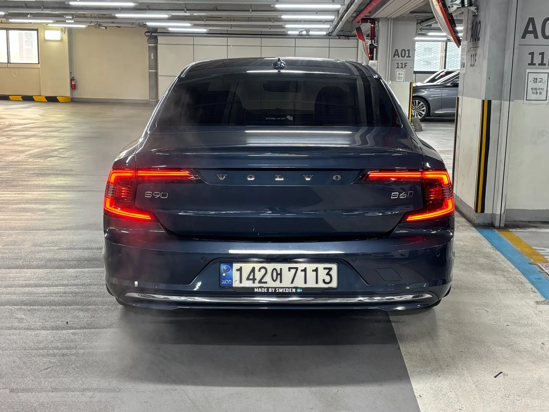 Volvo S90 превью 5
