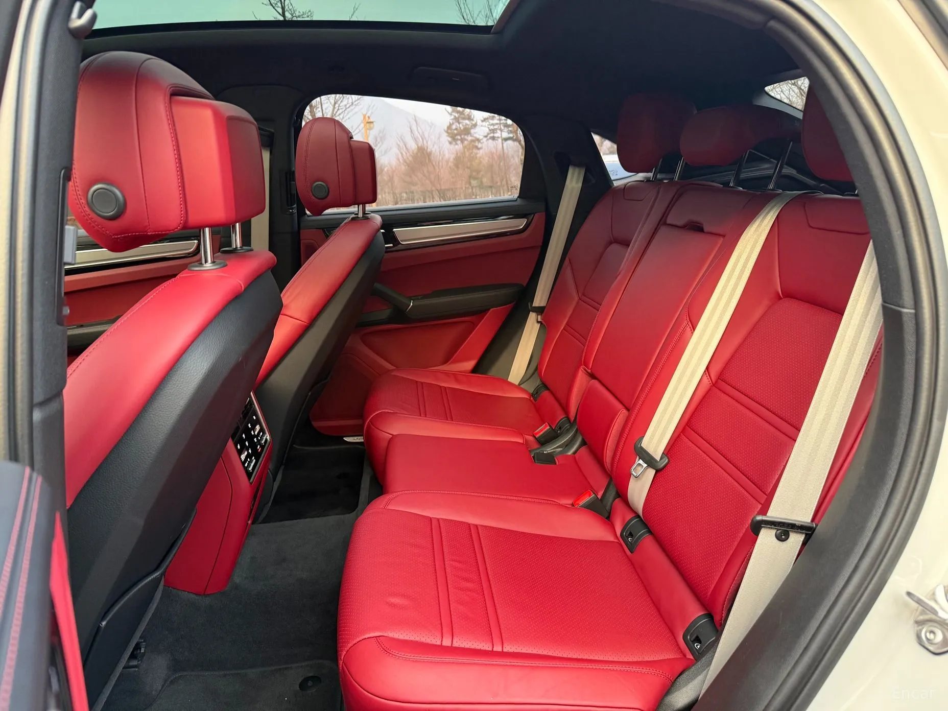 Porsche Cayenne (PO536) превью 10