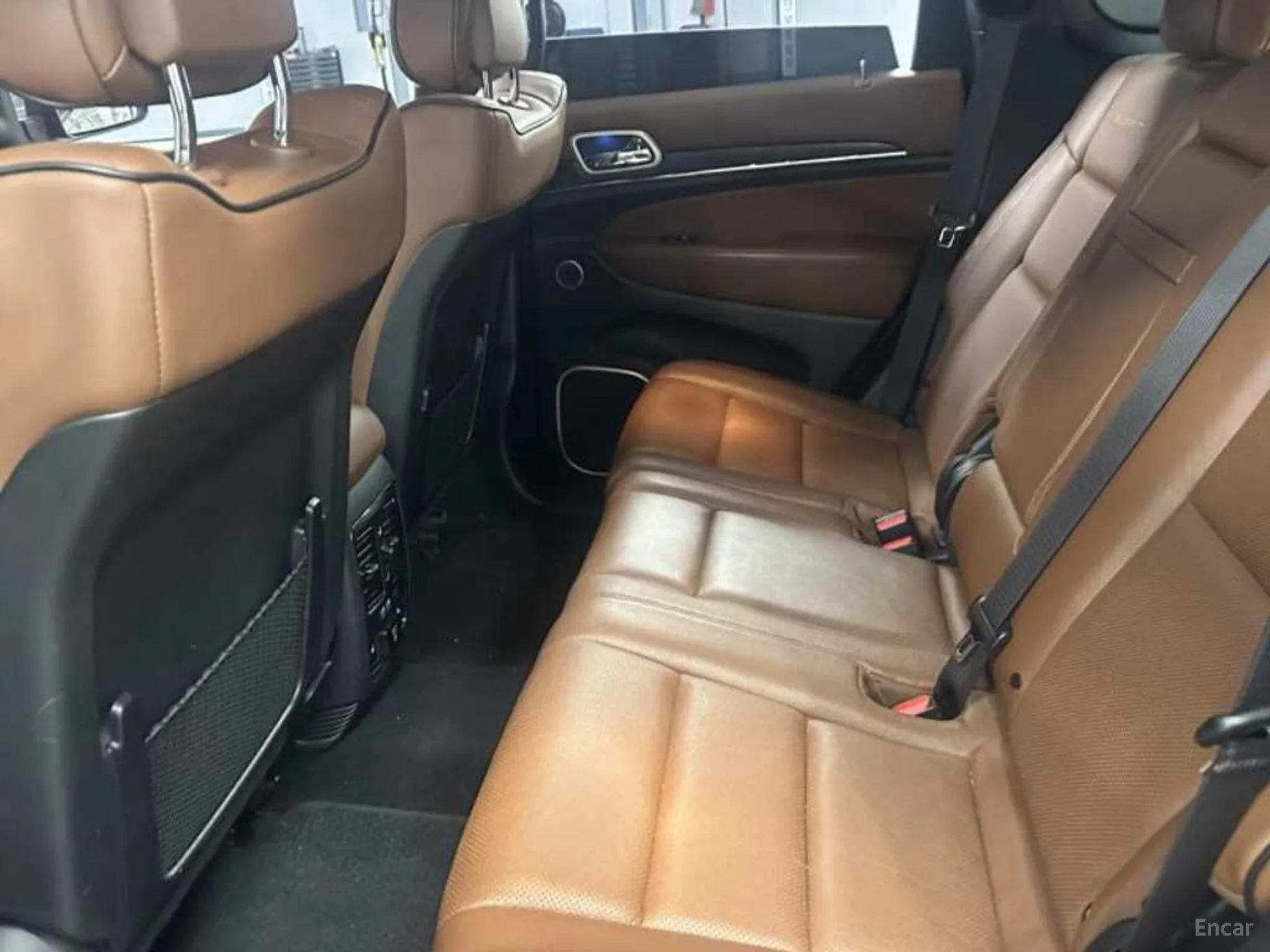 Jeep Grand Cherokee превью 10