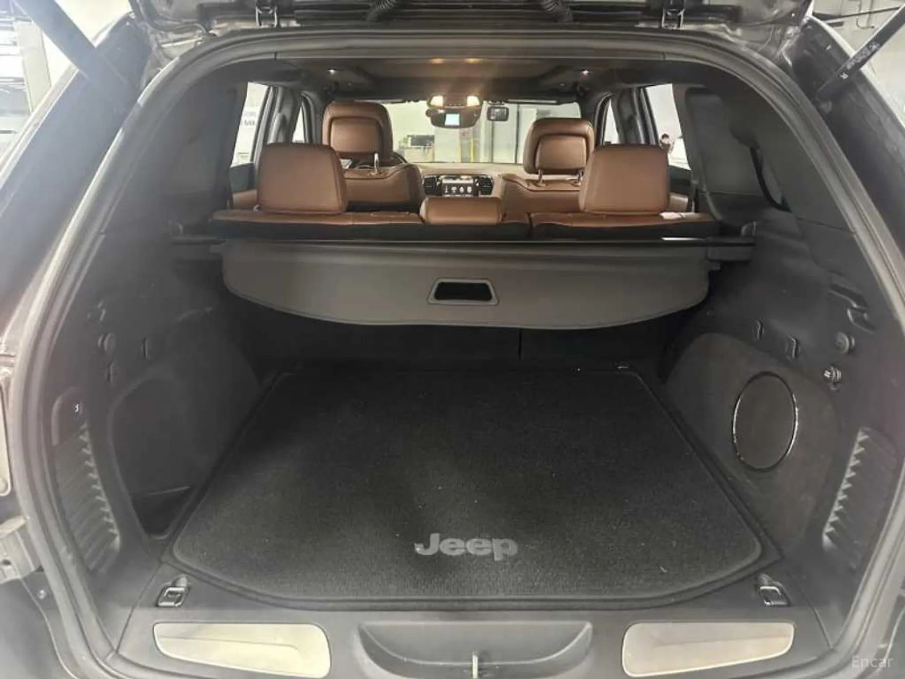 Jeep Grand Cherokee превью 6