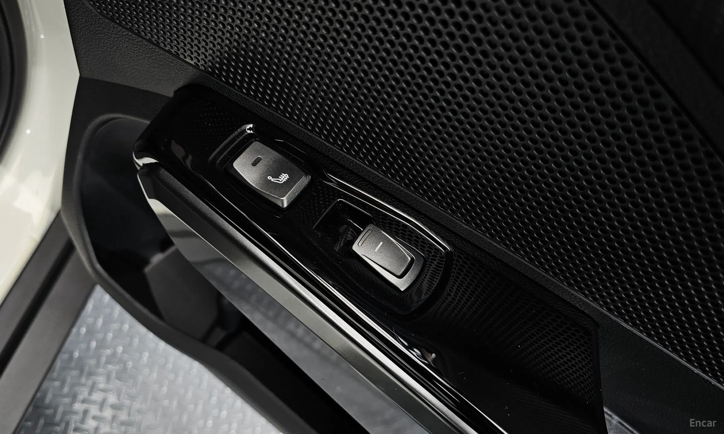KG Mobility (SsangYong) Berry New Tivoli превью 19