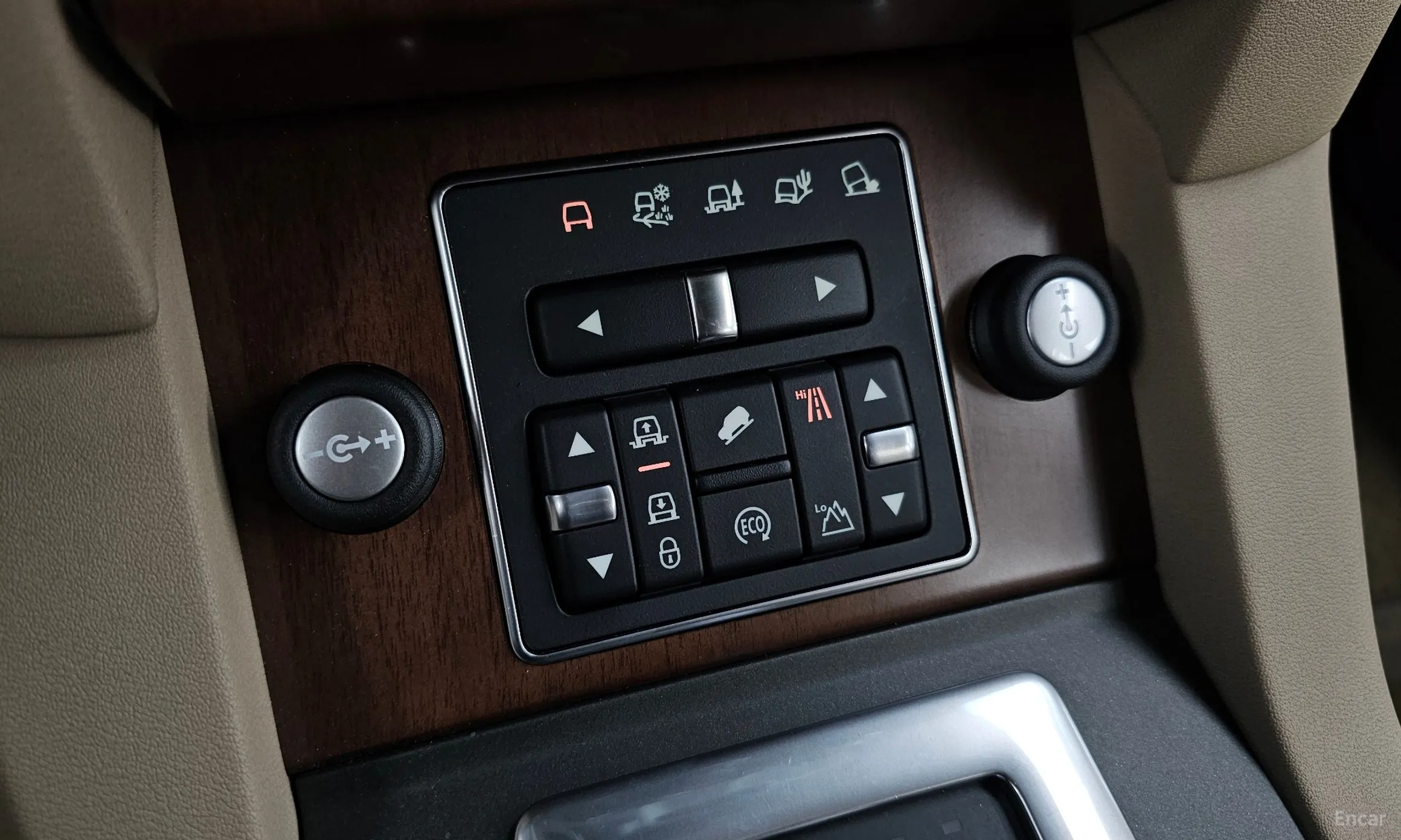 Land Rover Discovery 4 превью 18